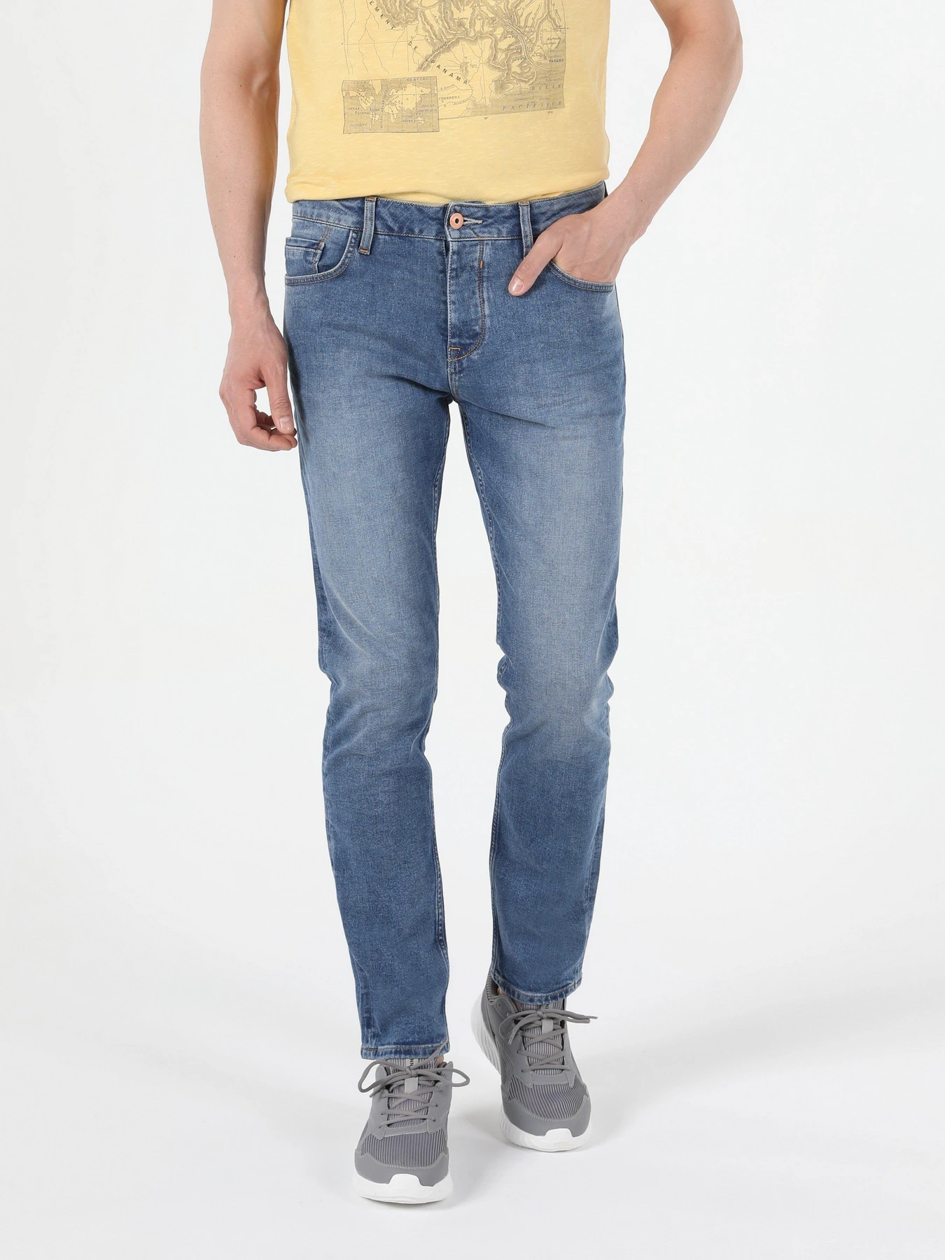Джинсы Colin’s 044 Karl Straight модель CL1052881DN41264 Фото