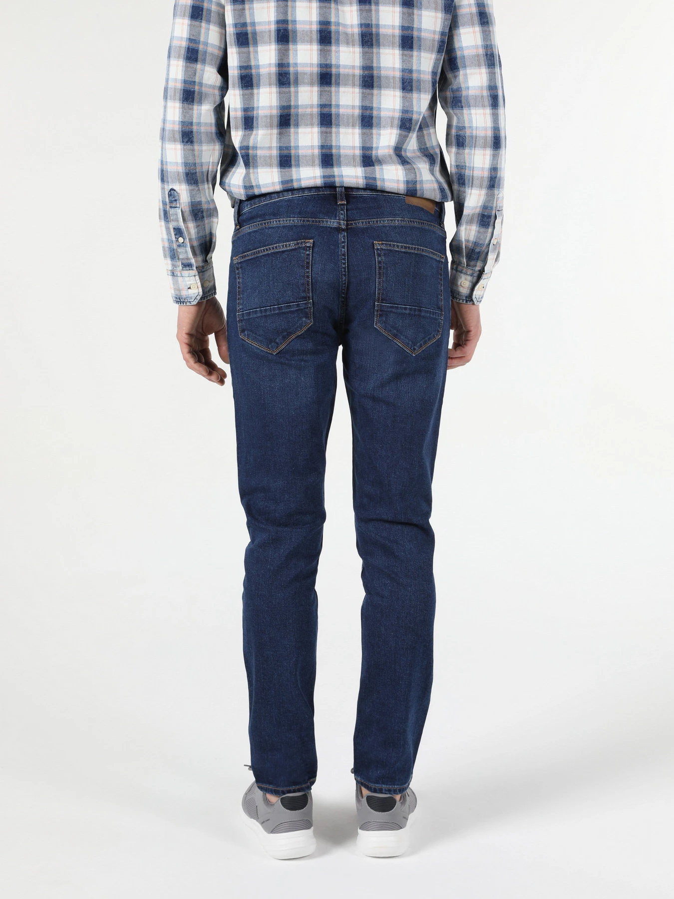Джинсы Colin’s 044 Karl Straight модель CL1052884DN41266 Фото