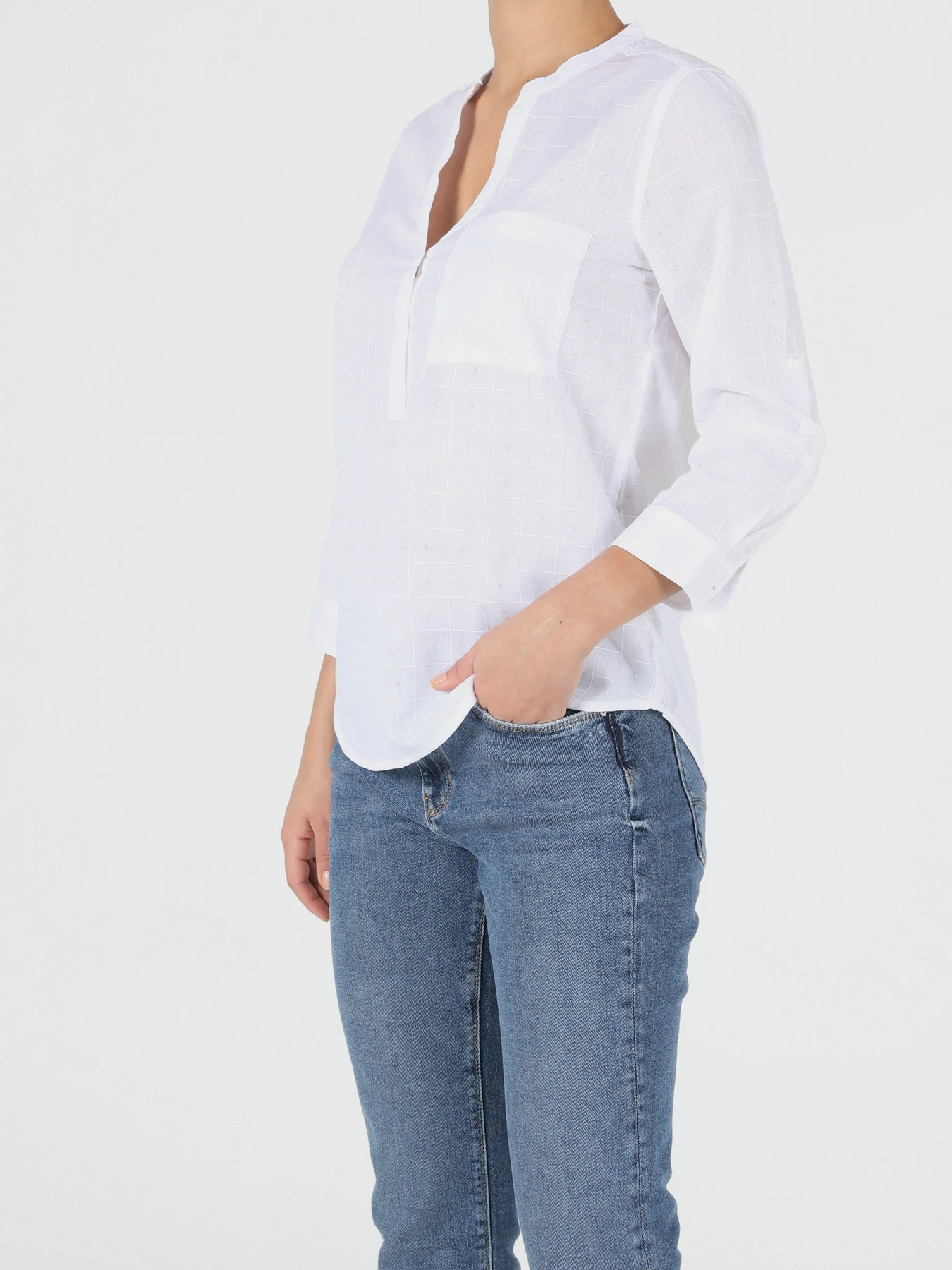 Сорочки Colin’s модель CL1047874WHT Сорочки Colin’s модель CL1047874WHT Фото