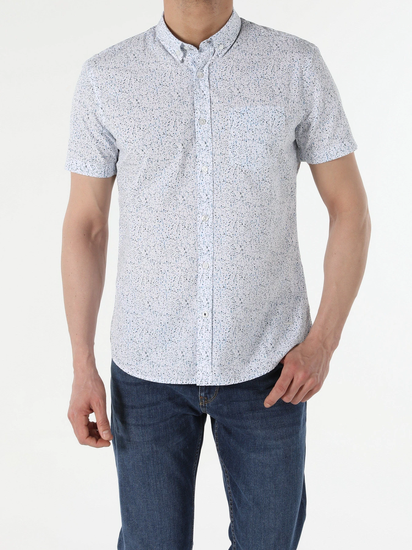 Рубашки Colin’s модель CL1049277WHT Рубашки Colin’s модель CL1049277WHT Фото