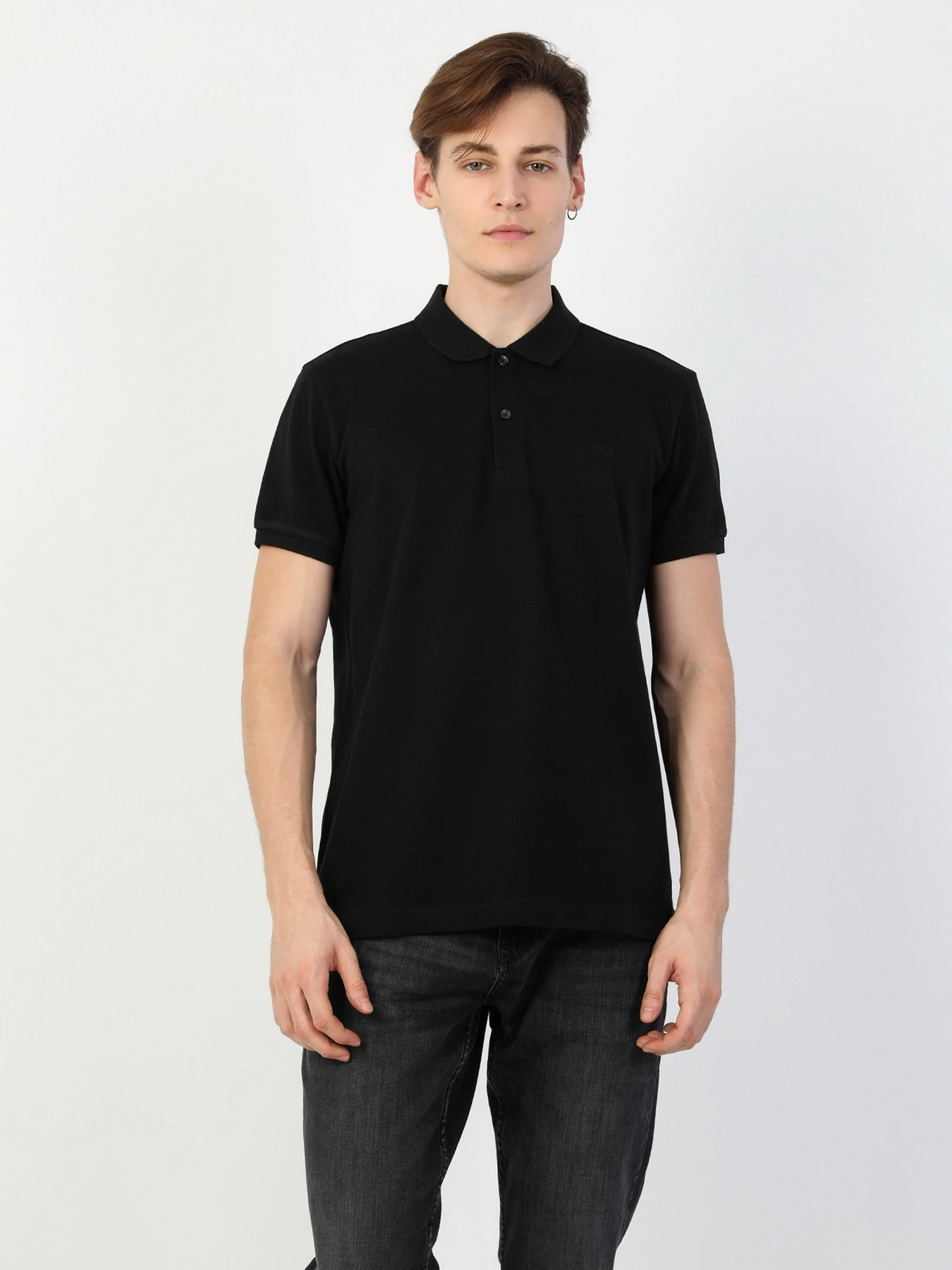Футболки и поло Colin’s модель CLTKTTSHM0766200BLK Футболки и поло Colin’s модель CLTKTTSHM0766200BLK Фото