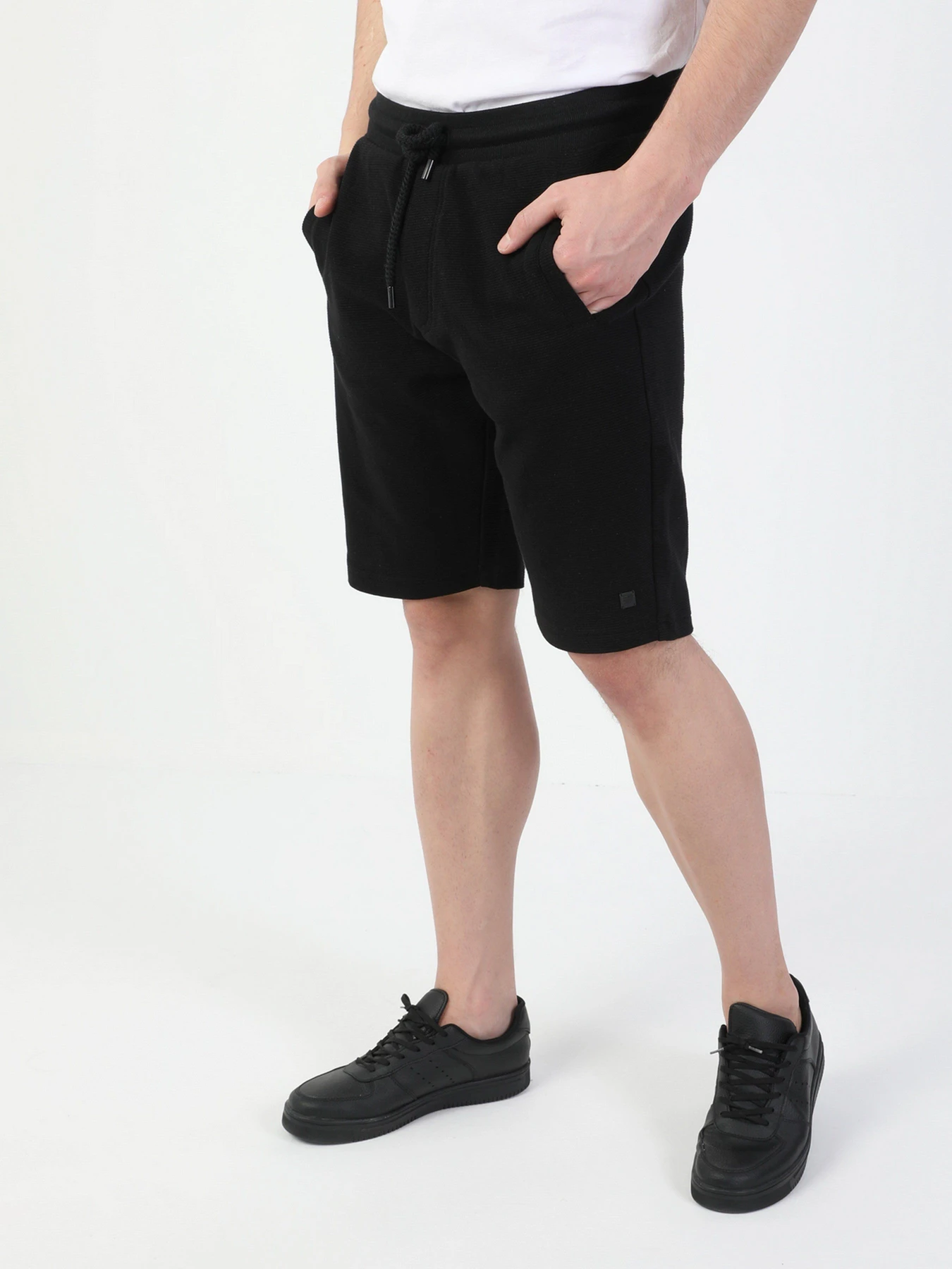 Шорты Colin’s модель CL1049501BLK Шорты Colin’s модель CL1049501BLK Фото