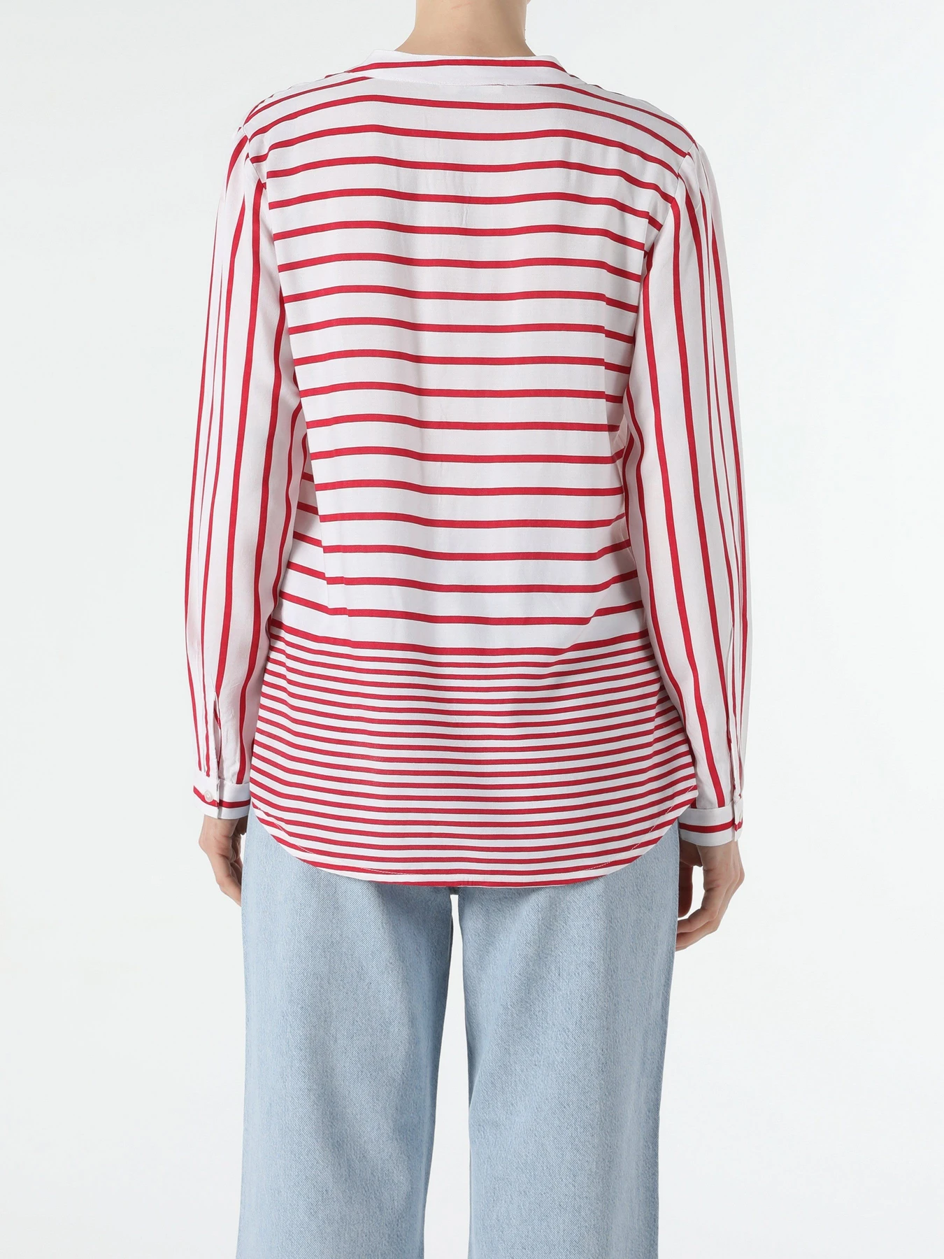 Сорочки Colin’s модель CL1054138RED Сорочки Colin’s модель CL1054138RED Фото
