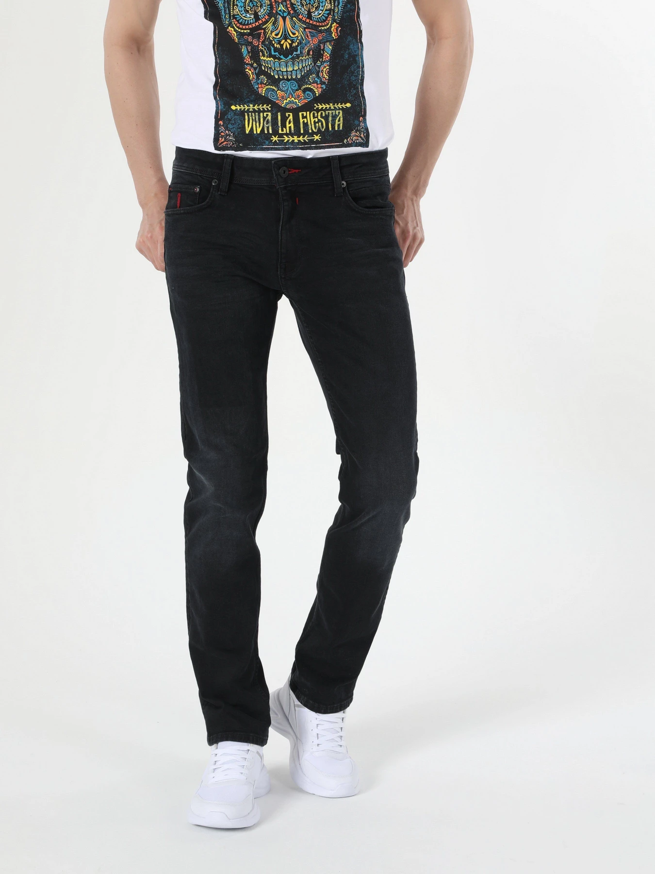 Джинсы Colin’s модель CL1054527DN05898 Джинсы Colin’s модель CL1054527DN05898 Фото