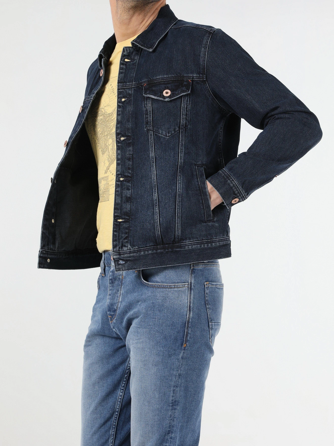 Куртки и дубленки Colin’s модель CL1054755DN41201 Куртки и дубленки Colin’s модель CL1054755DN41201 Фото