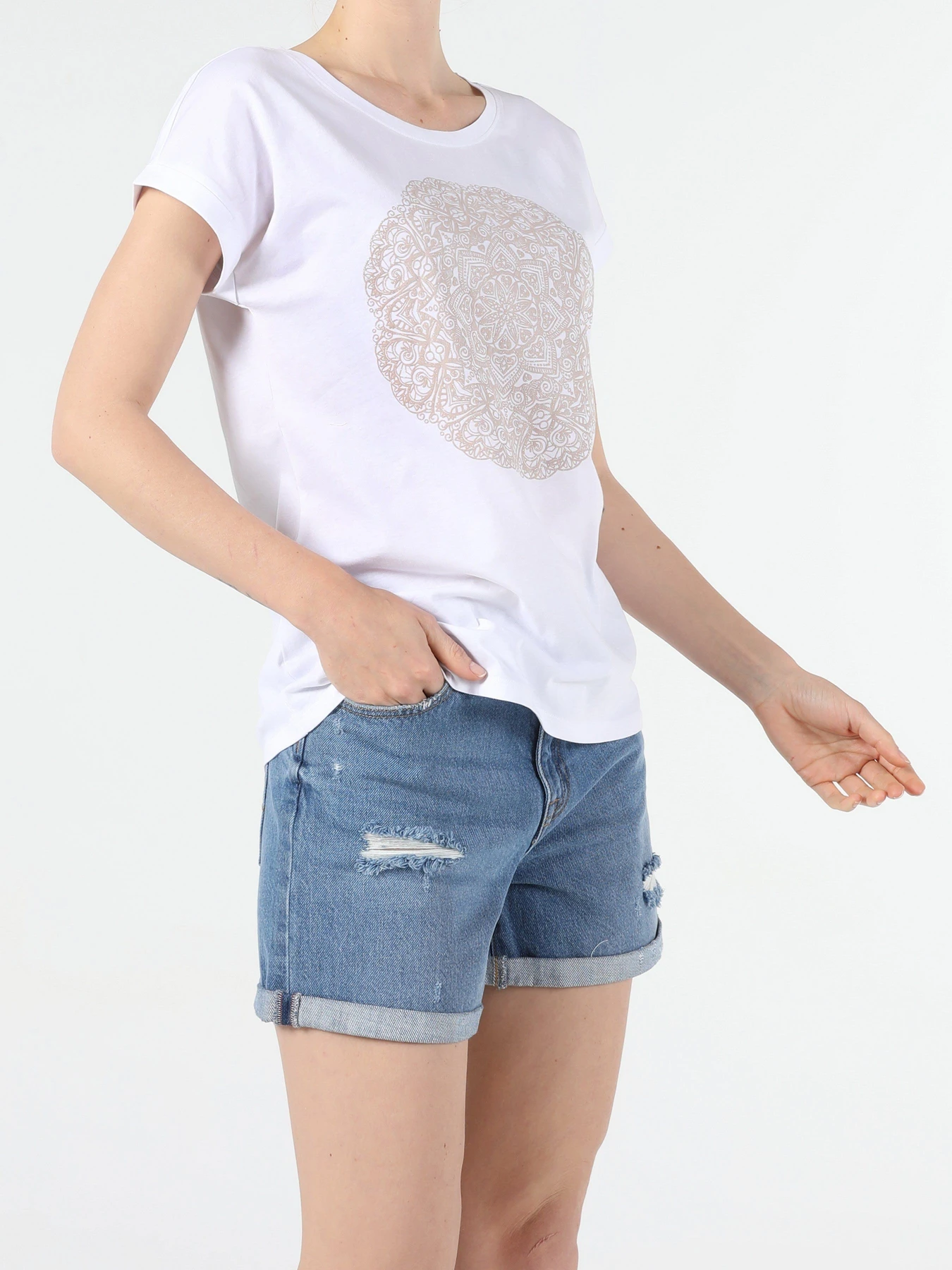 Футболки и поло Colin’s модель CL1054278WHT Футболки и поло Colin’s модель CL1054278WHT Фото