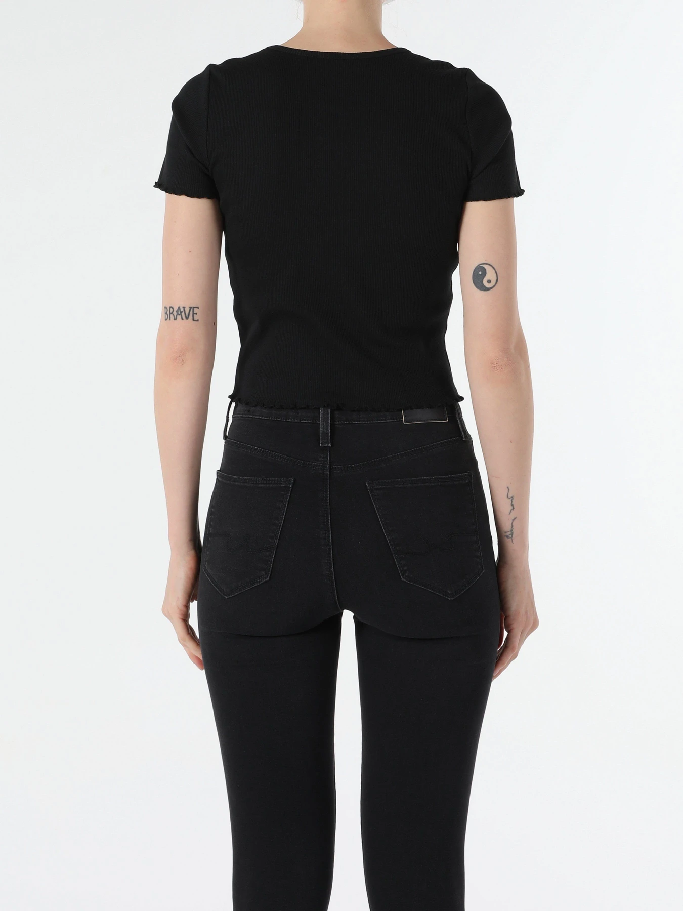 Футболки і поло Colin’s модель CL1054330BLK Футболки і поло Colin’s модель CL1054330BLK Фото