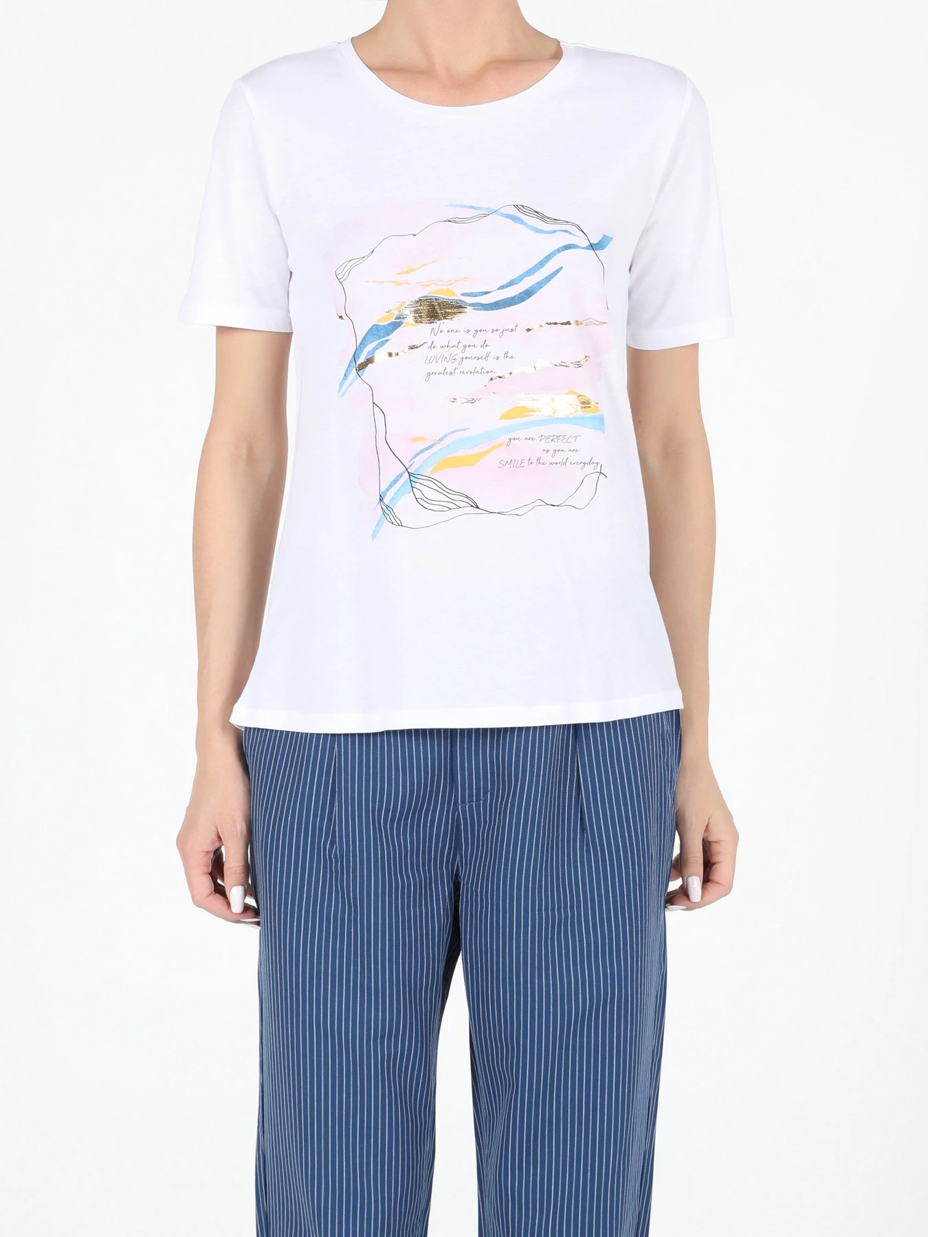 Футболки и поло Colin’s модель CL1054394WHT Футболки и поло Colin’s модель CL1054394WHT Фото