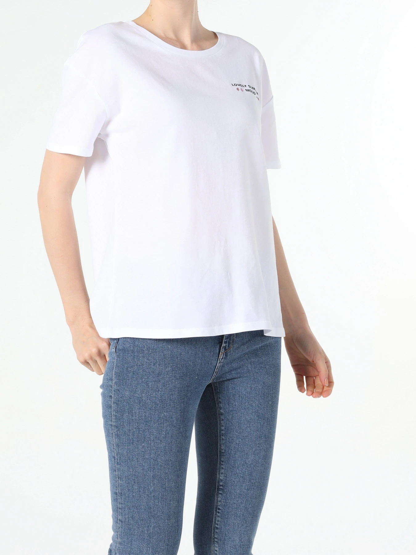 Футболки и поло Colin’s модель CL1056408WHT Футболки и поло Colin’s модель CL1056408WHT Фото