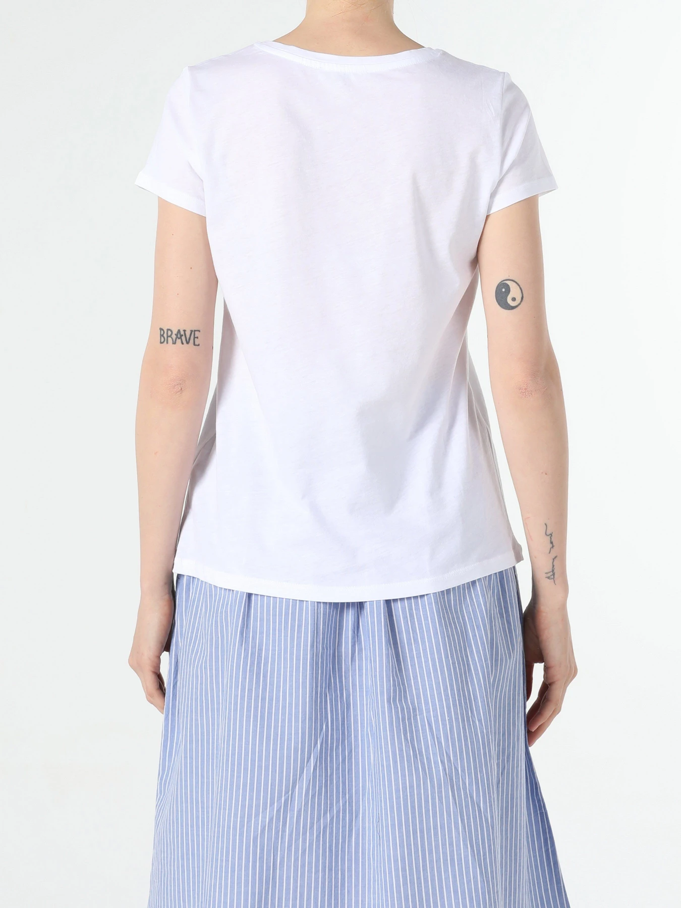 Футболки і поло Colin’s модель CL1056409WHT Футболки і поло Colin’s модель CL1056409WHT Фото