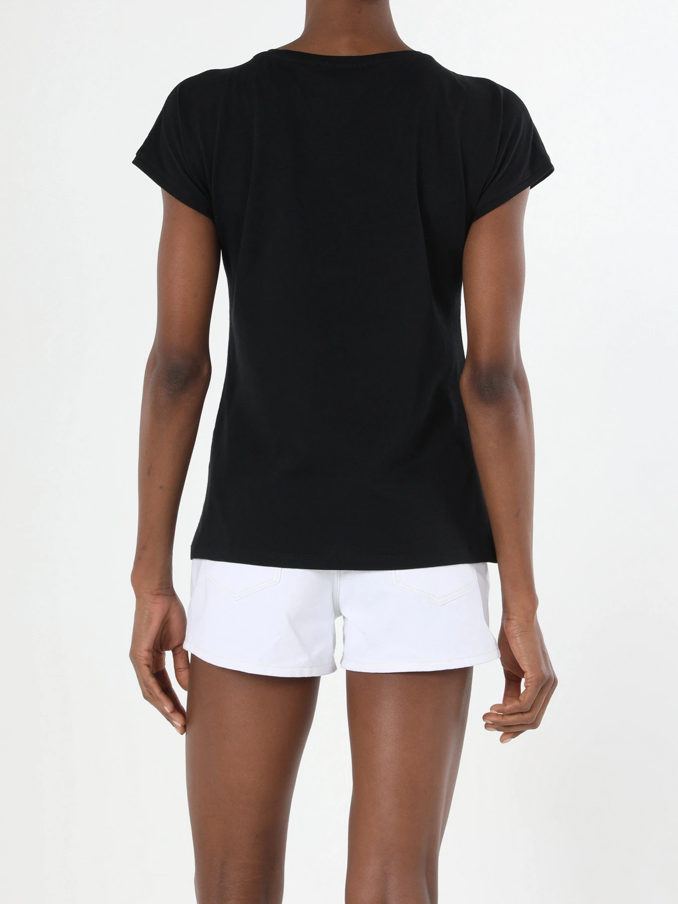 Футболки і поло Colin’s модель CL1056410BLK Футболки і поло Colin’s модель CL1056410BLK Фото