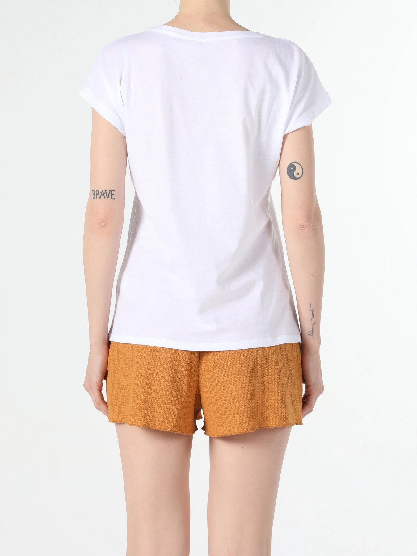 Футболки і поло Colin’s модель CL1056418WHT Футболки і поло Colin’s модель CL1056418WHT Фото