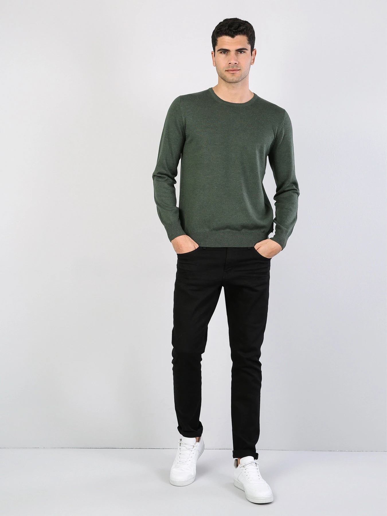 Свитры и кардиганы Colin’s модель CL1023186GRM Свитры и кардиганы Colin’s модель CL1023186GRM Фото