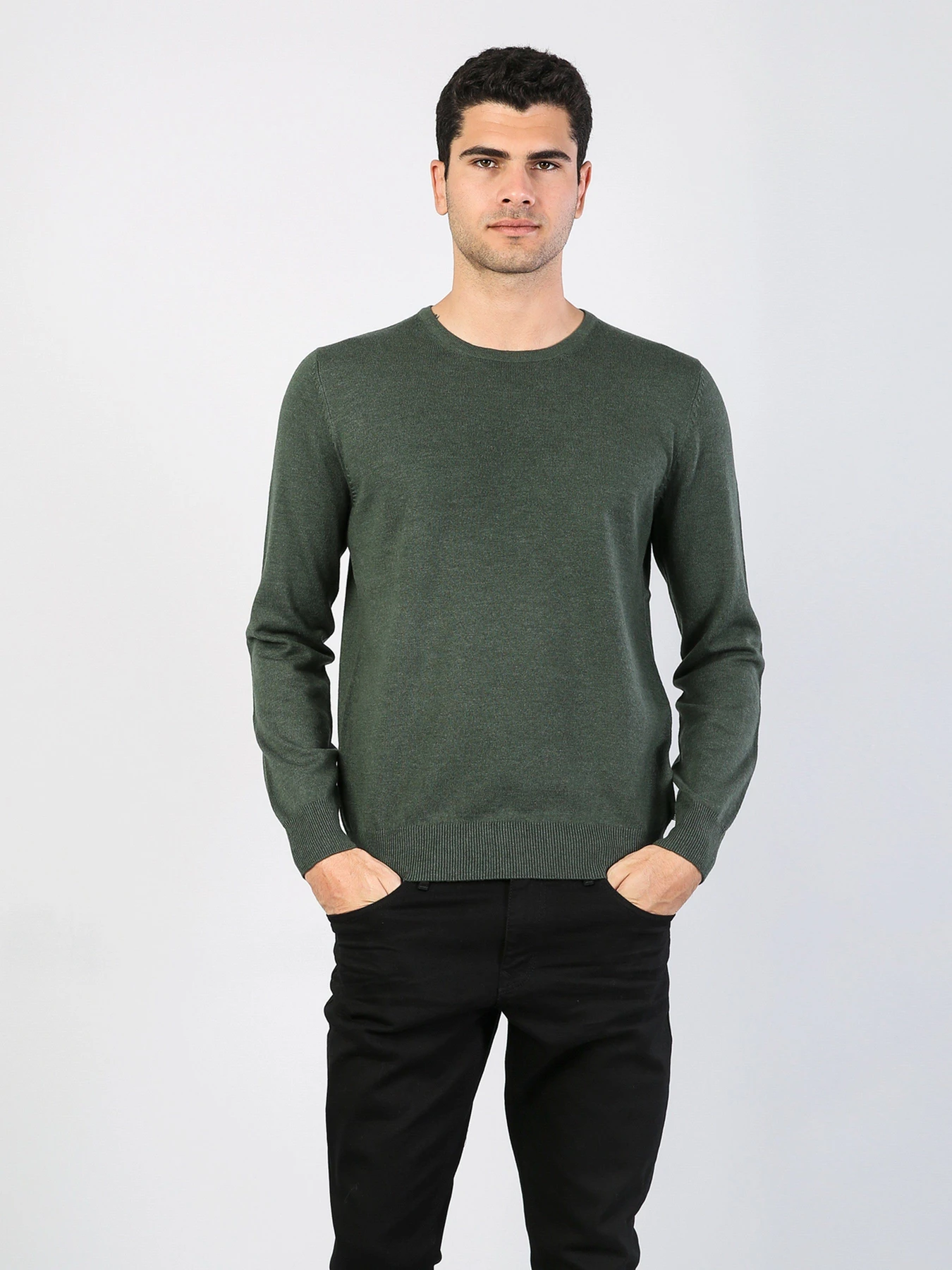 Свитры и кардиганы Colin’s модель CL1023186GRM Свитры и кардиганы Colin’s модель CL1023186GRM Фото