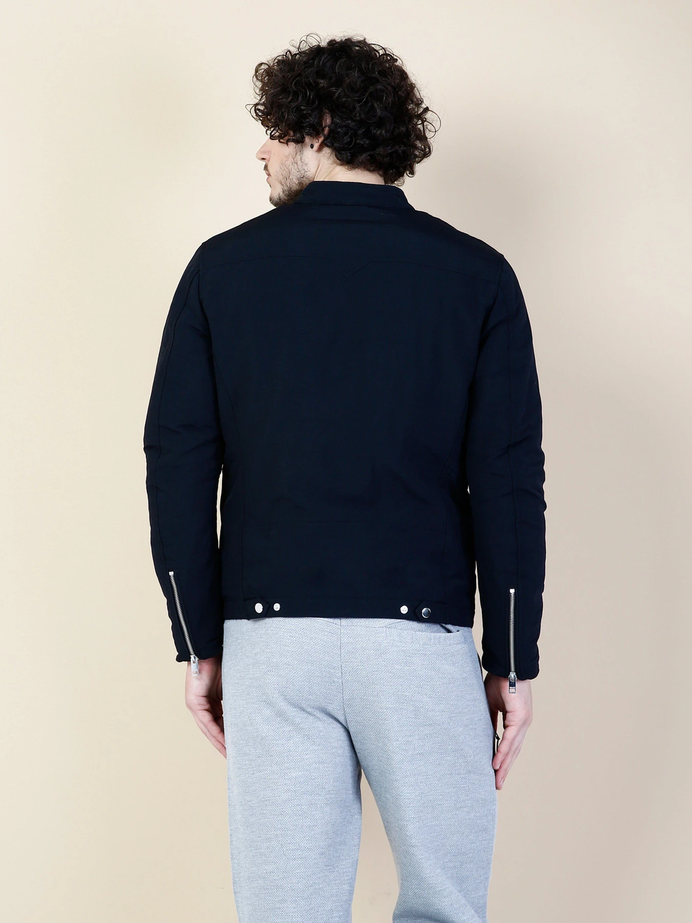 Куртки и дубленки Colin’s модель CL1032458BLK Куртки и дубленки Colin’s модель CL1032458BLK Фото