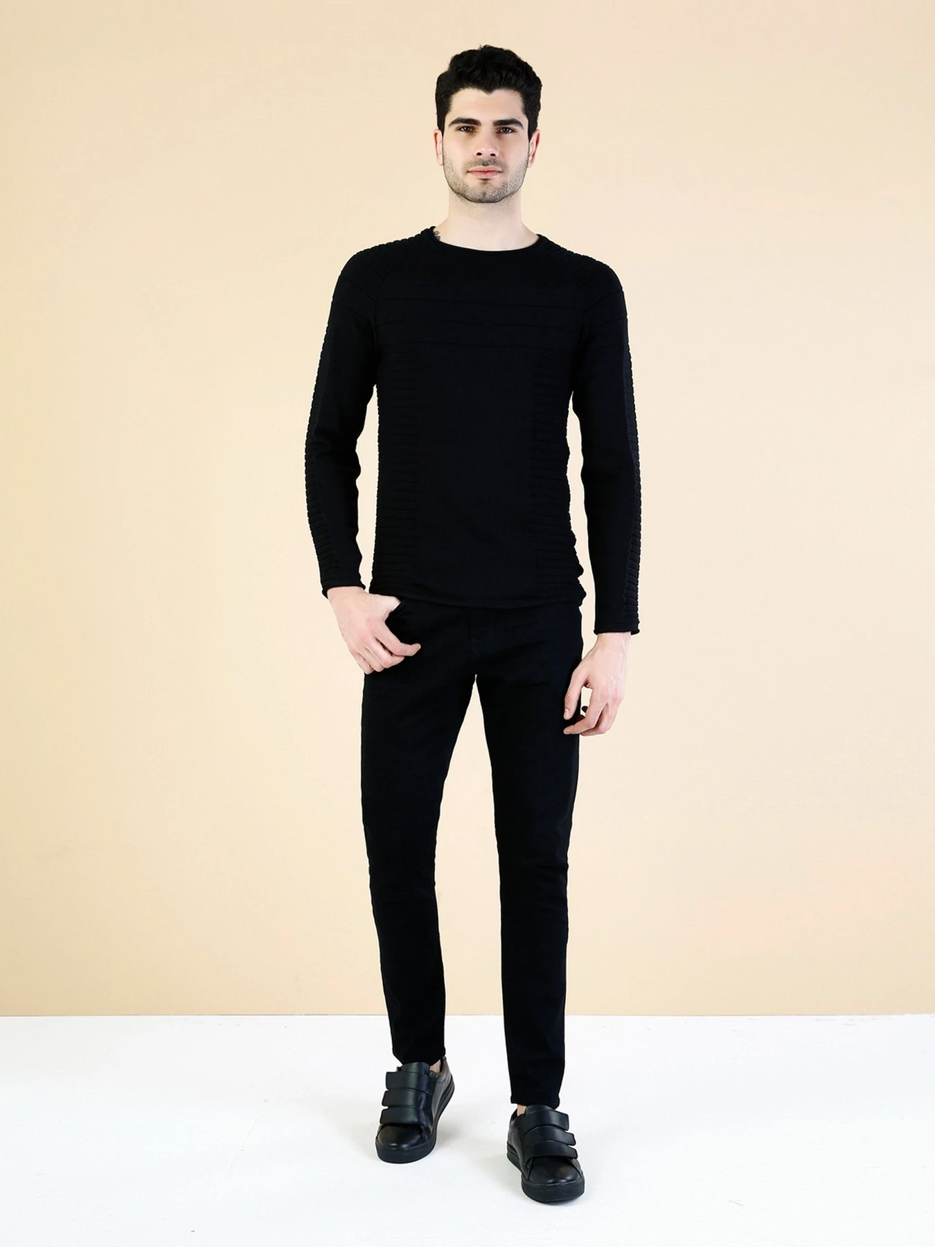Свитры и кардиганы Colin’s модель CL1030047BLK Свитры и кардиганы Colin’s модель CL1030047BLK Фото