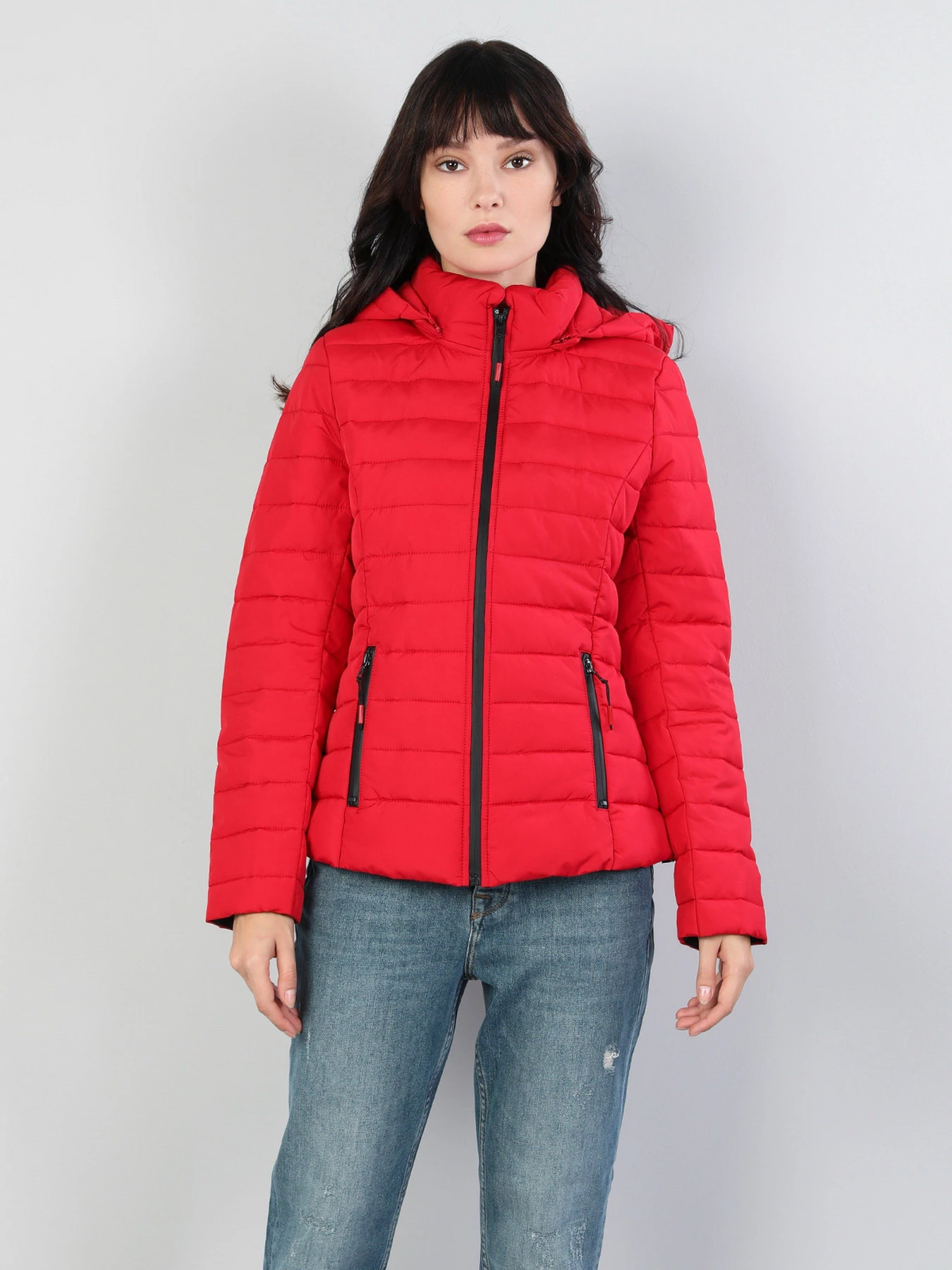 Куртки и дубленки Colin’s модель CL1044300RED Фото