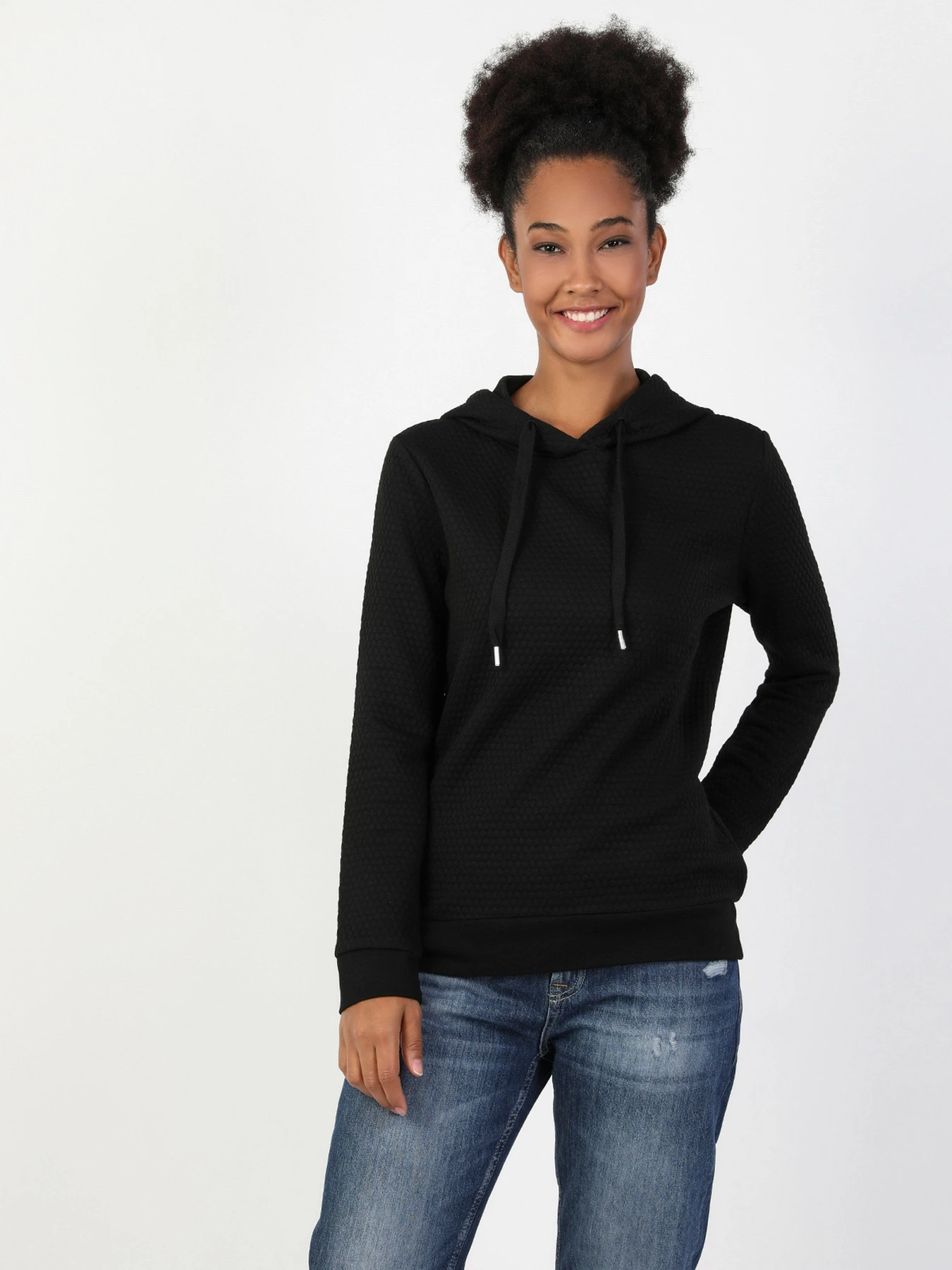 Худи и свитшоты Colin’s модель CL1046579BLK Худи и свитшоты Colin’s модель CL1046579BLK Фото