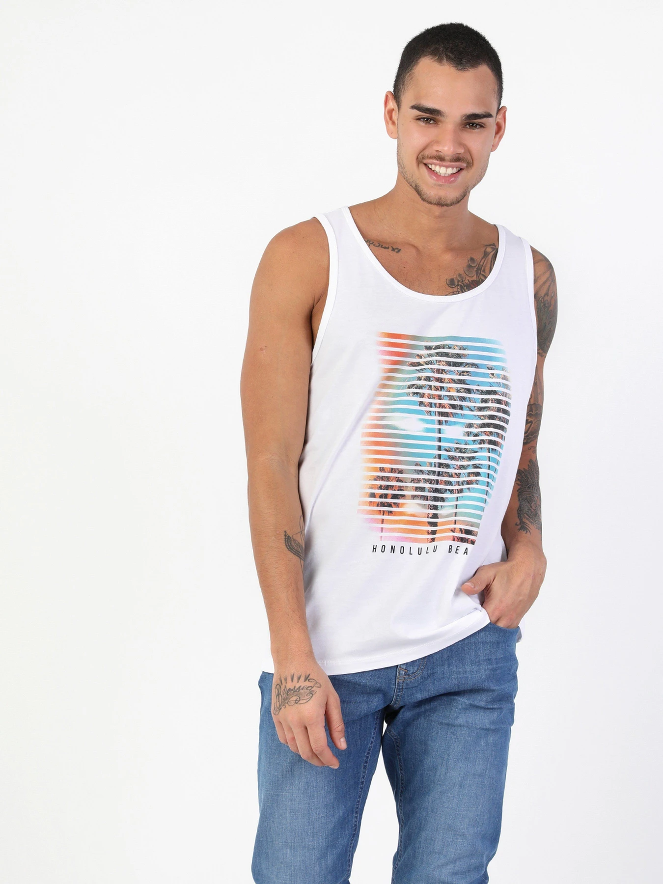 Одежда для дома и сна Colin’s модель CL1049412WHT Одежда для дома и сна Colin’s модель CL1049412WHT Фото