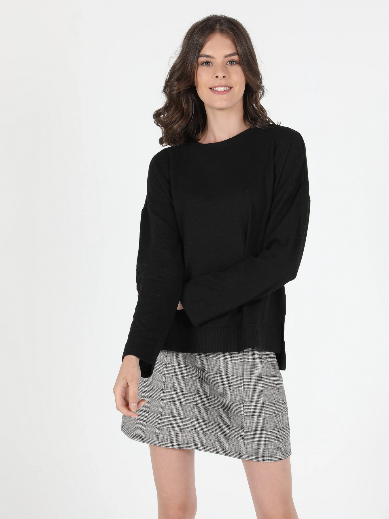 Свитры и кардиганы Colin’s модель CL1050518BLK Свитры и кардиганы Colin’s модель CL1050518BLK Фото