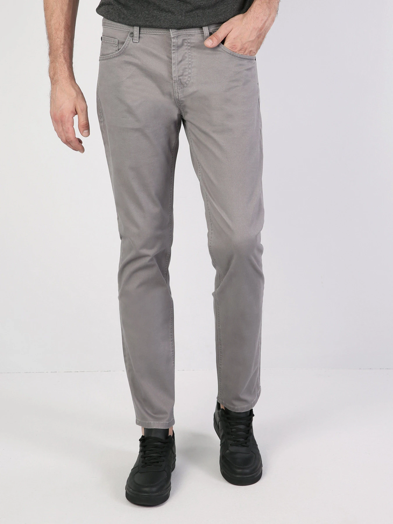Брюки Colin’s модель CL1034593GRA Брюки Colin’s модель CL1034593GRA Фото