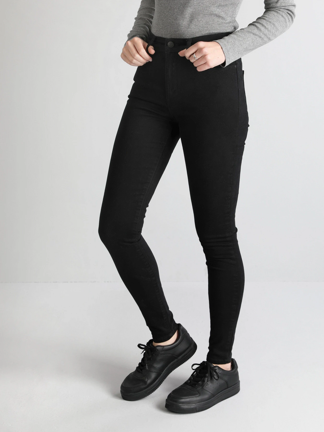 Брюки Colin’s модель CL1040396BLK Брюки Colin’s модель CL1040396BLK Фото