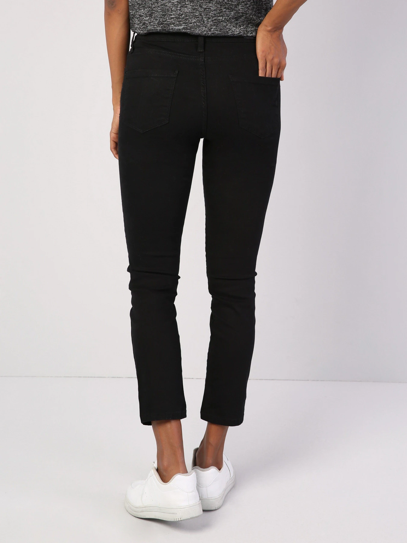 Брюки Colin’s модель CL1040401BLK Фото