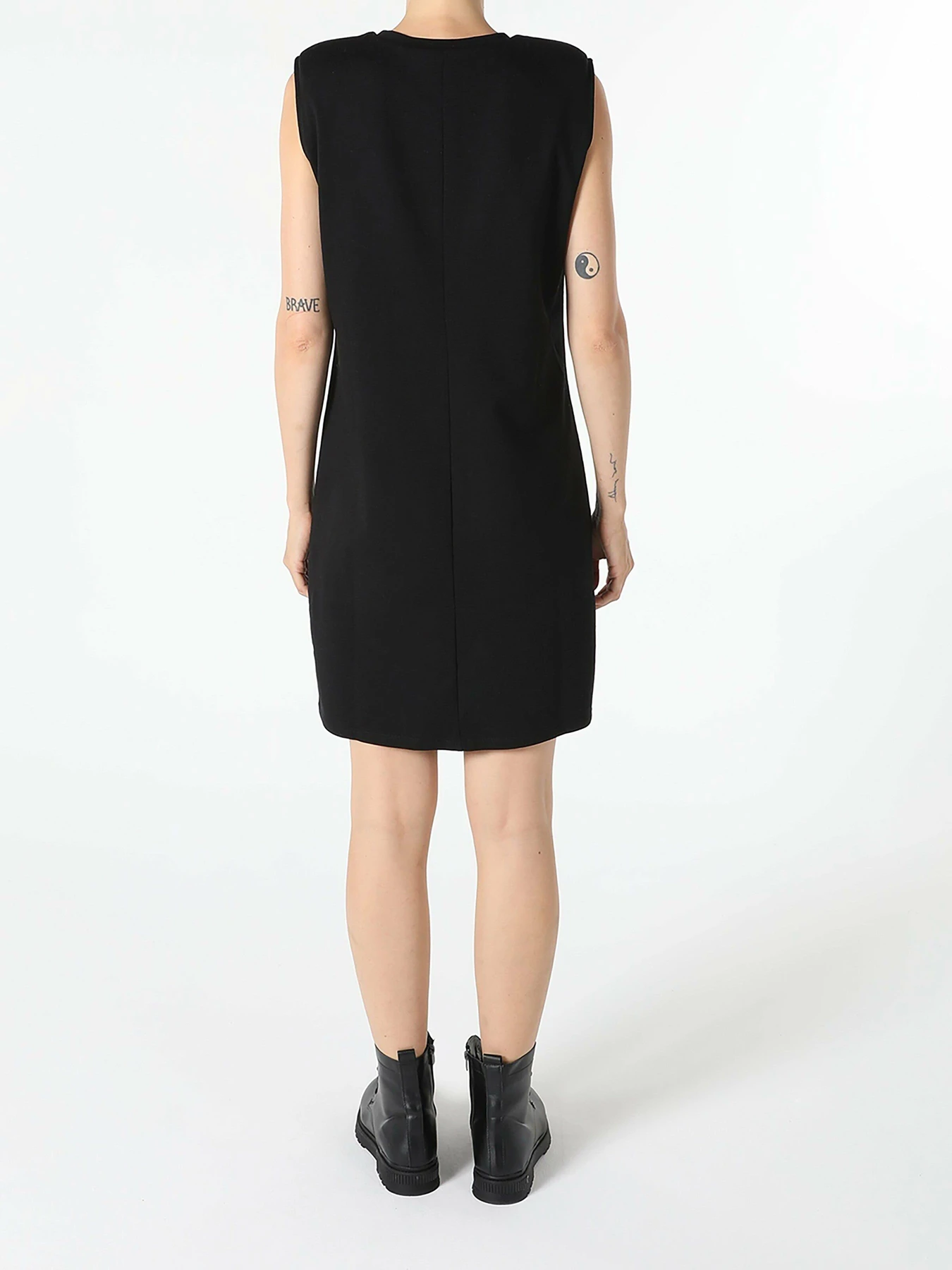 Платья Colin’s модель CL1055279BLK Платья Colin’s модель CL1055279BLK Фото