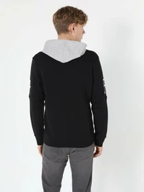 Худи и свитшоты Colin’s модель CL1055409BLK Фото