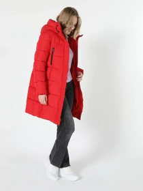Куртки и дубленки Colin’s модель CL1055700RED Фото