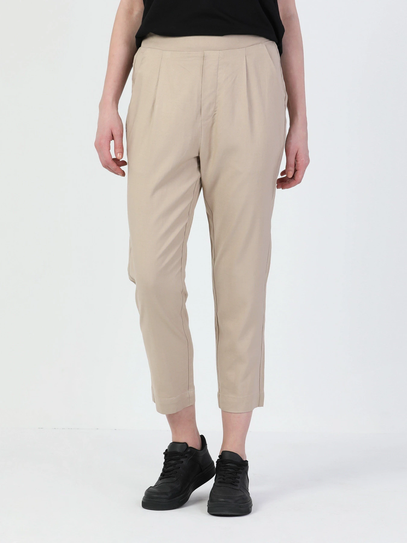 Штани Colin’s модель CL1048437BEI Штани Colin’s модель CL1048437BEI Фото