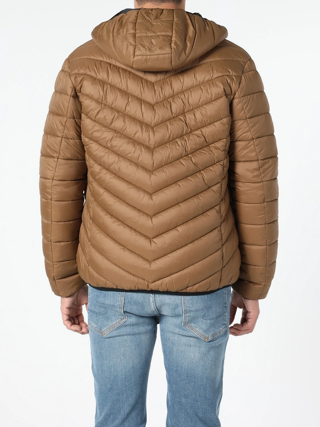 Куртки и дубленки Colin’s модель CL1021308BEI Куртки и дубленки Colin’s модель CL1021308BEI Фото