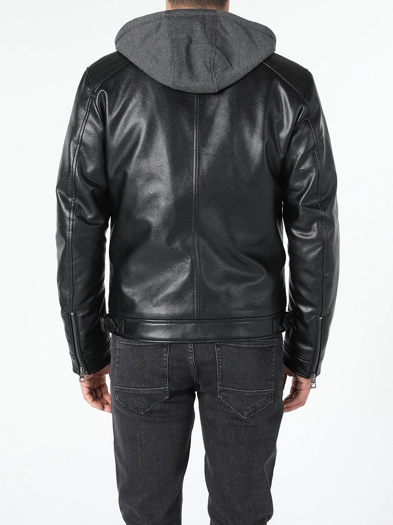 Куртки и дубленки Colin’s модель CL1053007BLK Куртки и дубленки Colin’s модель CL1053007BLK Фото