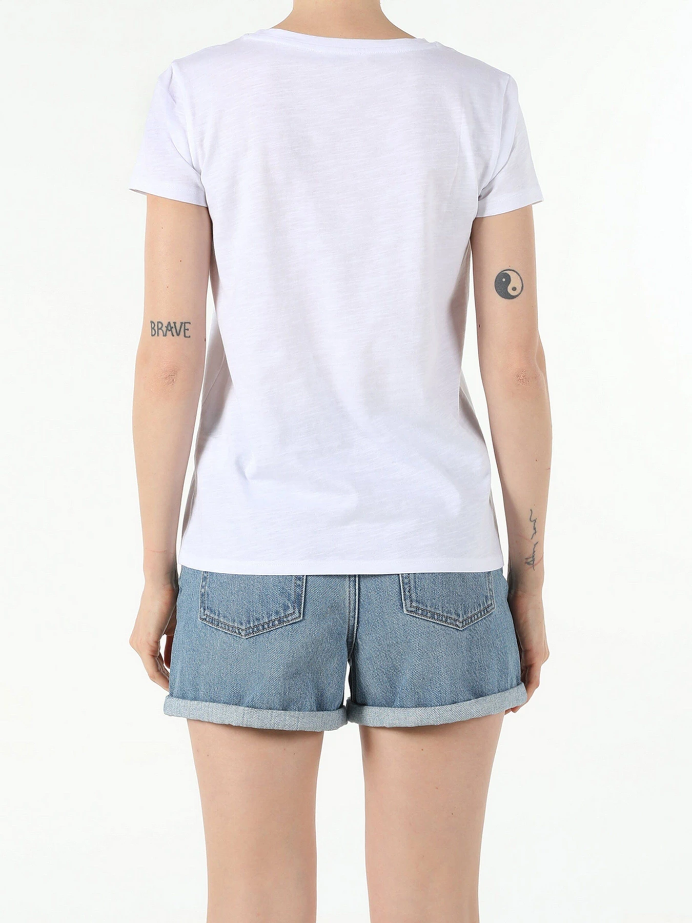 Футболки і поло Colin’s модель CL1054409WHT Футболки і поло Colin’s модель CL1054409WHT Фото