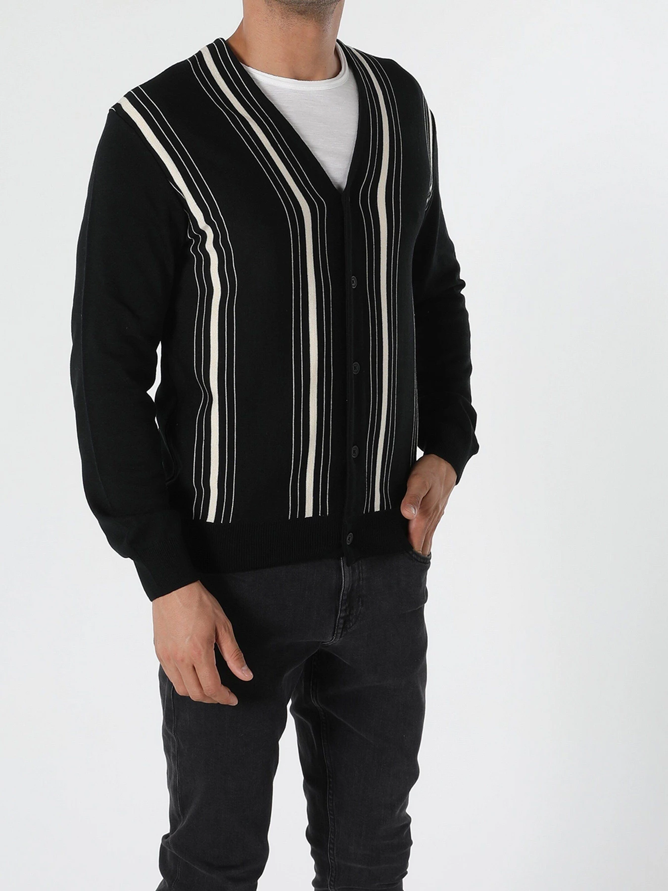 Свитры и кардиганы Colin’s модель CL1054871BLK Свитры и кардиганы Colin’s модель CL1054871BLK Фото