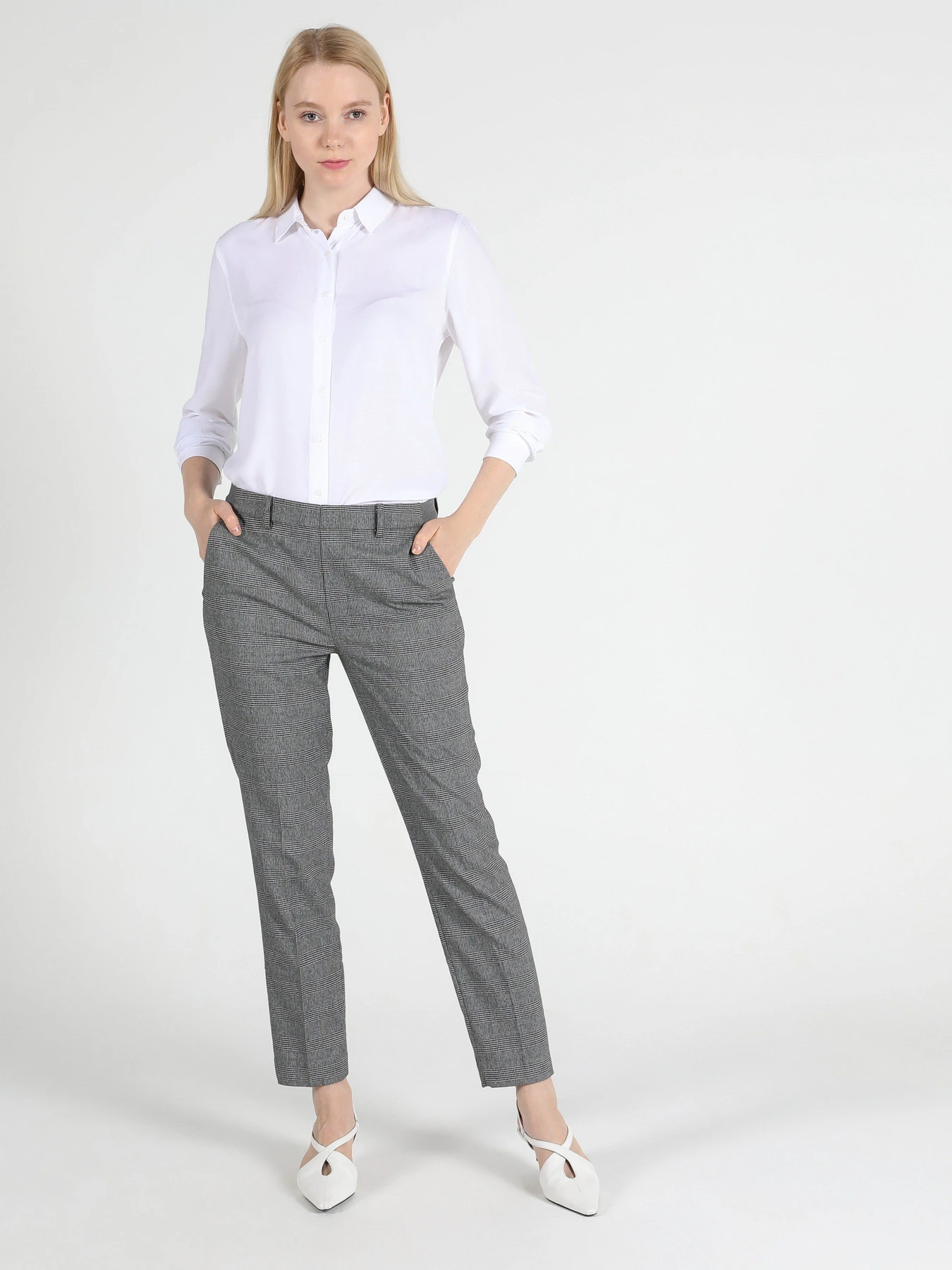 Брюки Colin’s модель CL1050722GRA Брюки Colin’s модель CL1050722GRA Фото