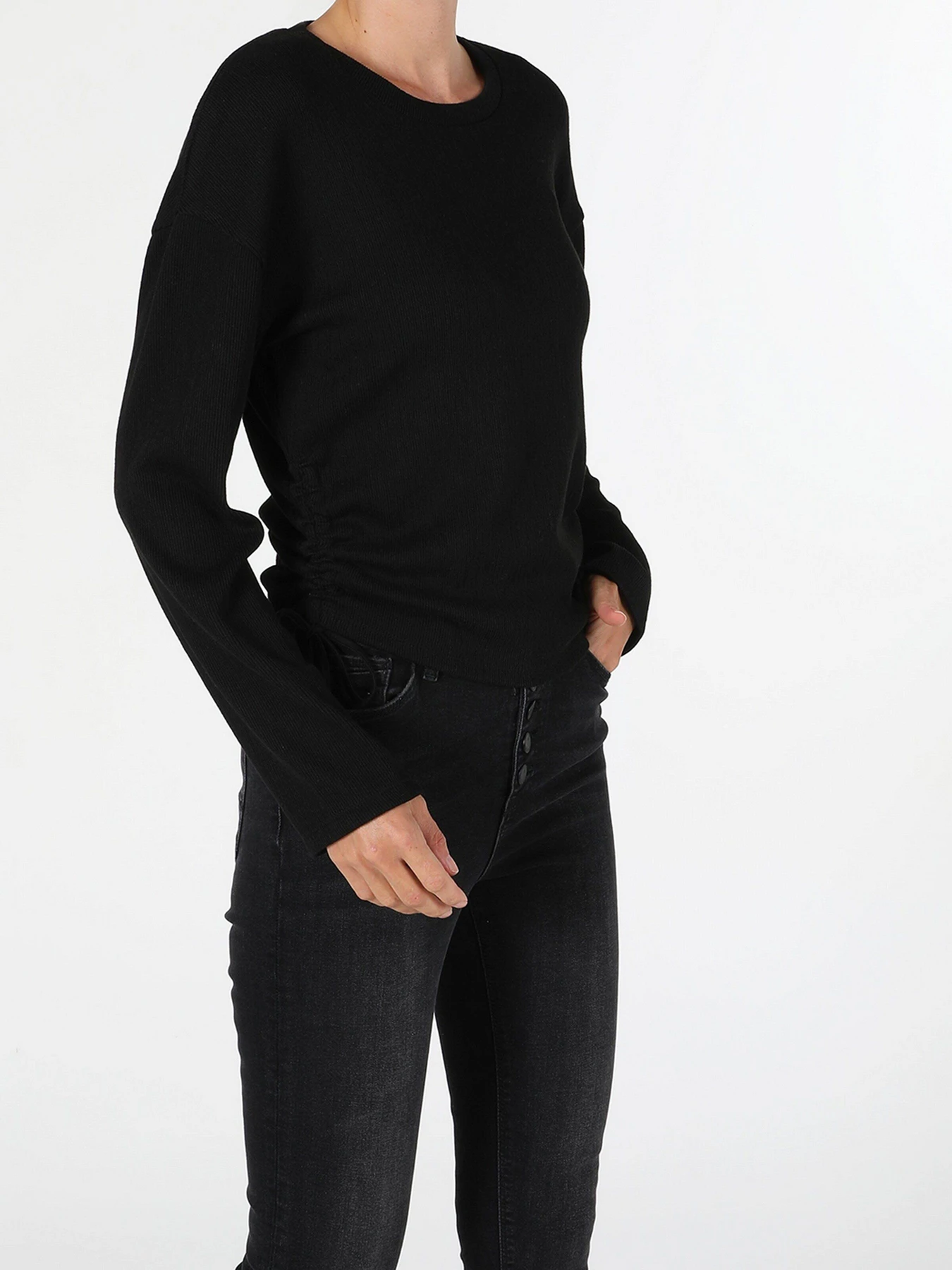 Худи и свитшоты Colin’s модель CL1055207BLK Худи и свитшоты Colin’s модель CL1055207BLK Фото