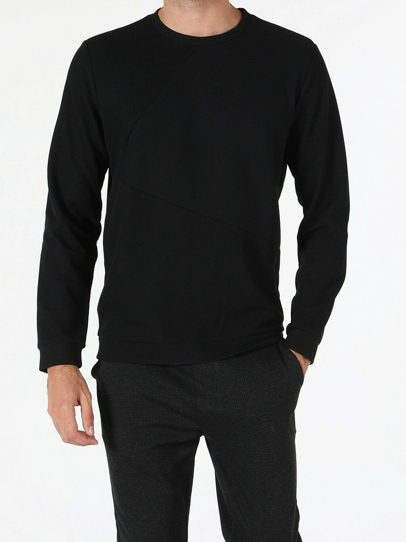 Свитры и кардиганы Colin’s модель CL1055403BLK Свитры и кардиганы Colin’s модель CL1055403BLK Фото