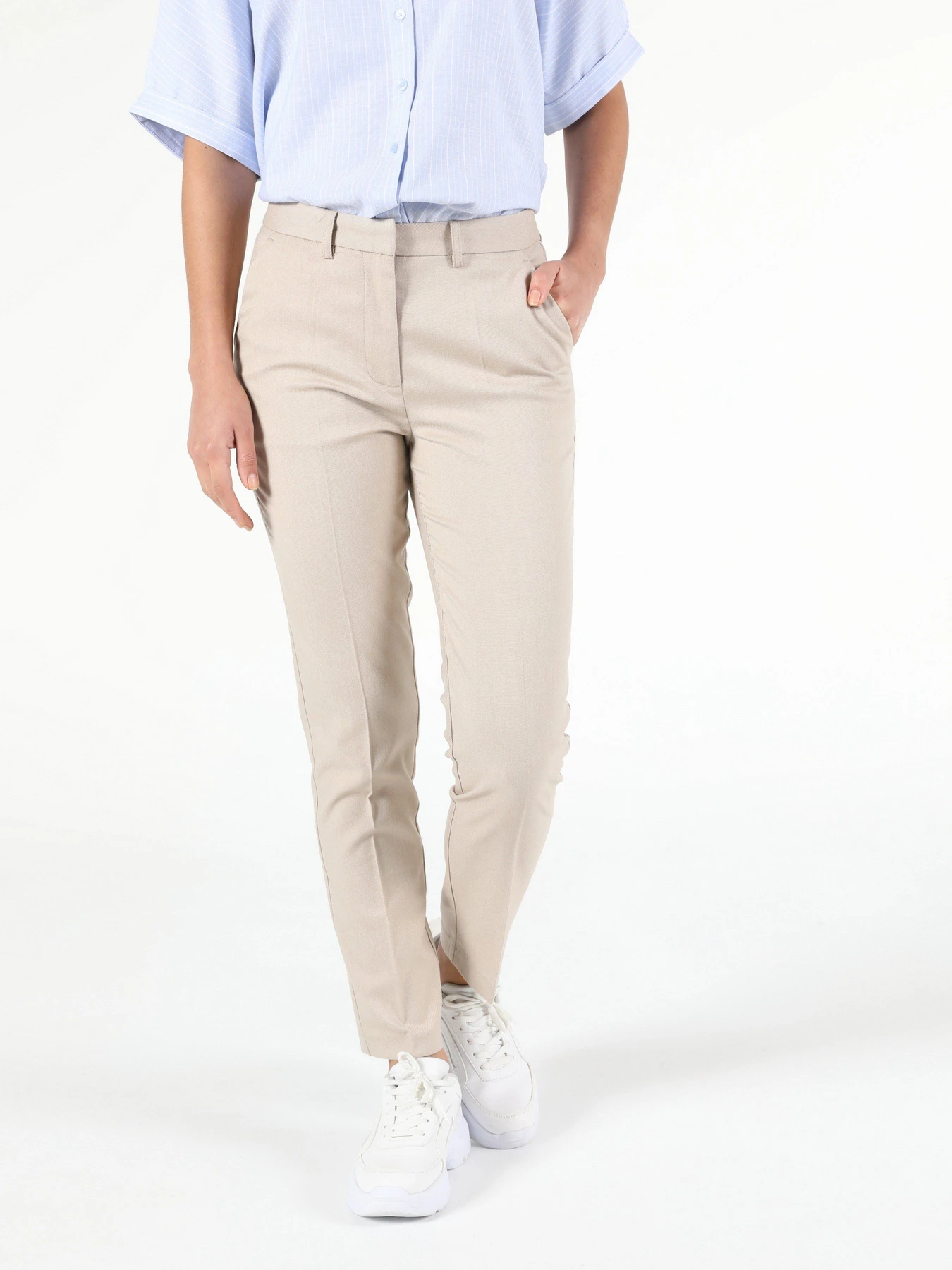 Брюки Colin’s модель CL1053351BEI Брюки Colin’s модель CL1053351BEI Фото