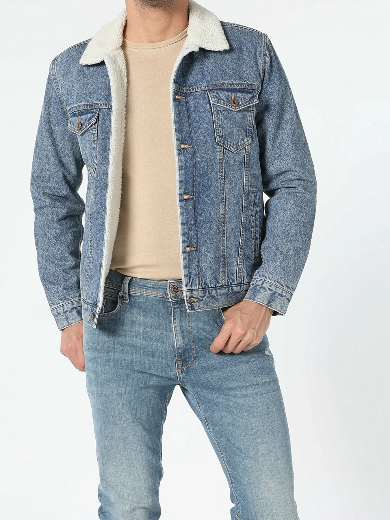 Куртки та дублянки Colin’s модель CL1055619DN09452 Куртки та дублянки Colin’s модель CL1055619DN09452 Фото