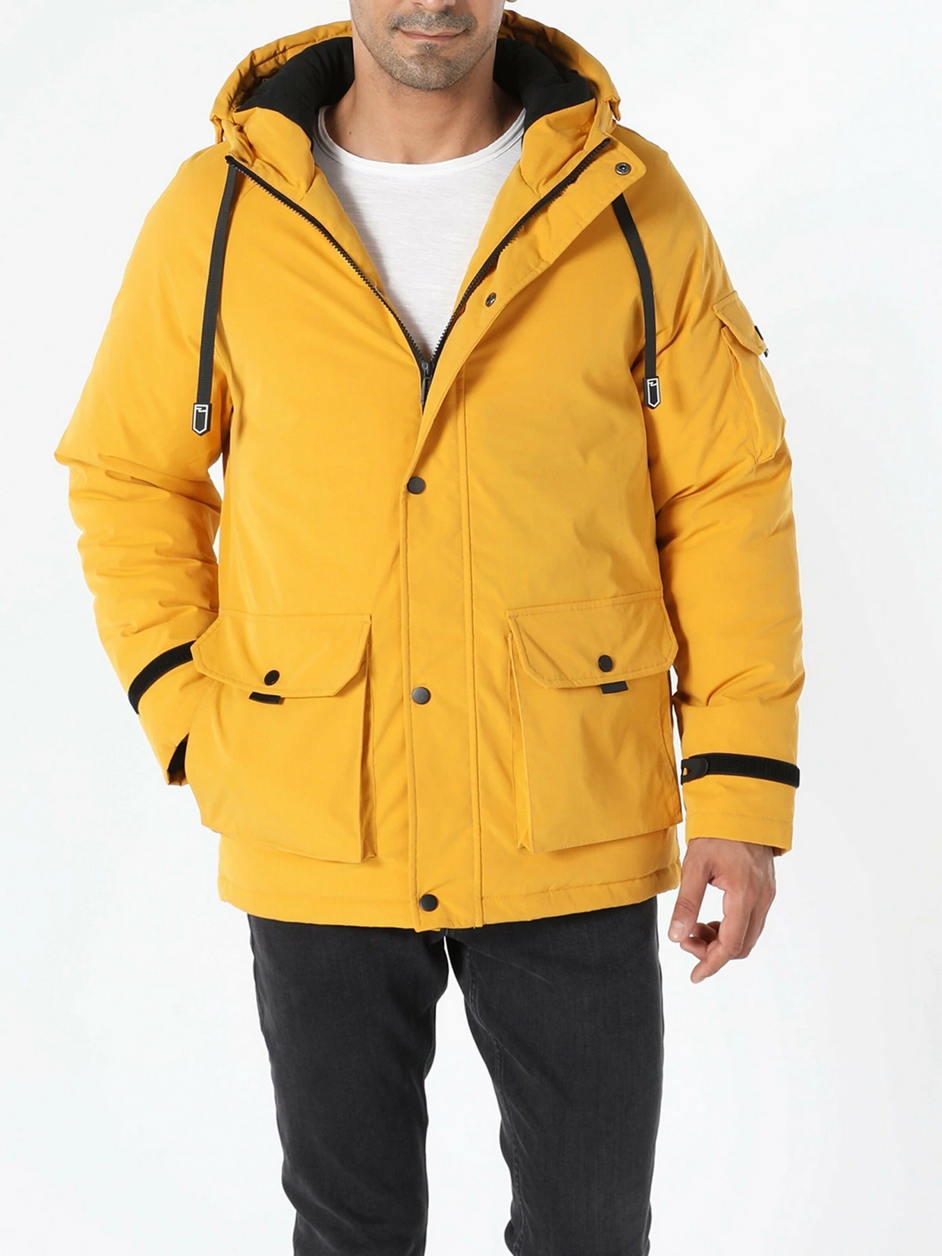 Куртки и дубленки Colin’s модель CL1055673YLW Куртки и дубленки Colin’s модель CL1055673YLW Фото
