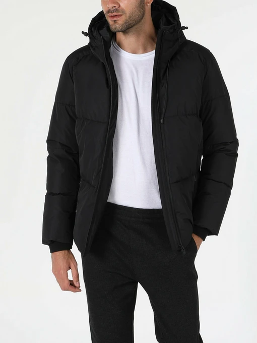 Куртки и дубленки Colin’s модель CL1055676BLK Фото