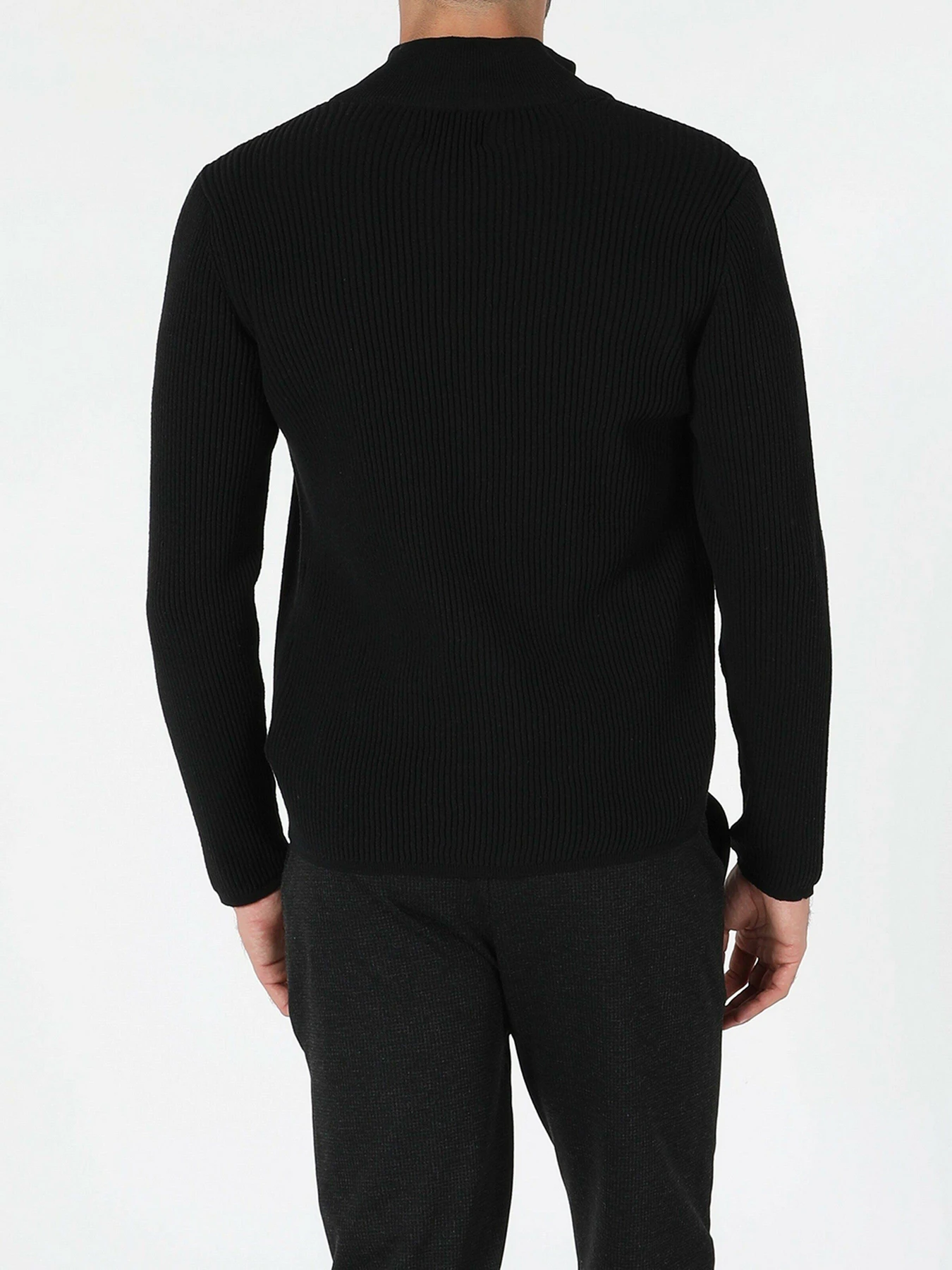 Свитры и кардиганы Colin’s модель CL1055784BLK Свитры и кардиганы Colin’s модель CL1055784BLK Фото