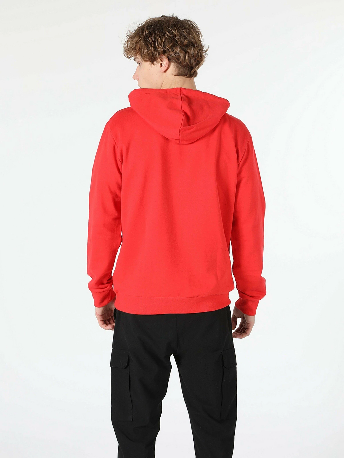 Худи и свитшоты Colin’s модель CL1055965RED Худи и свитшоты Colin’s модель CL1055965RED Фото