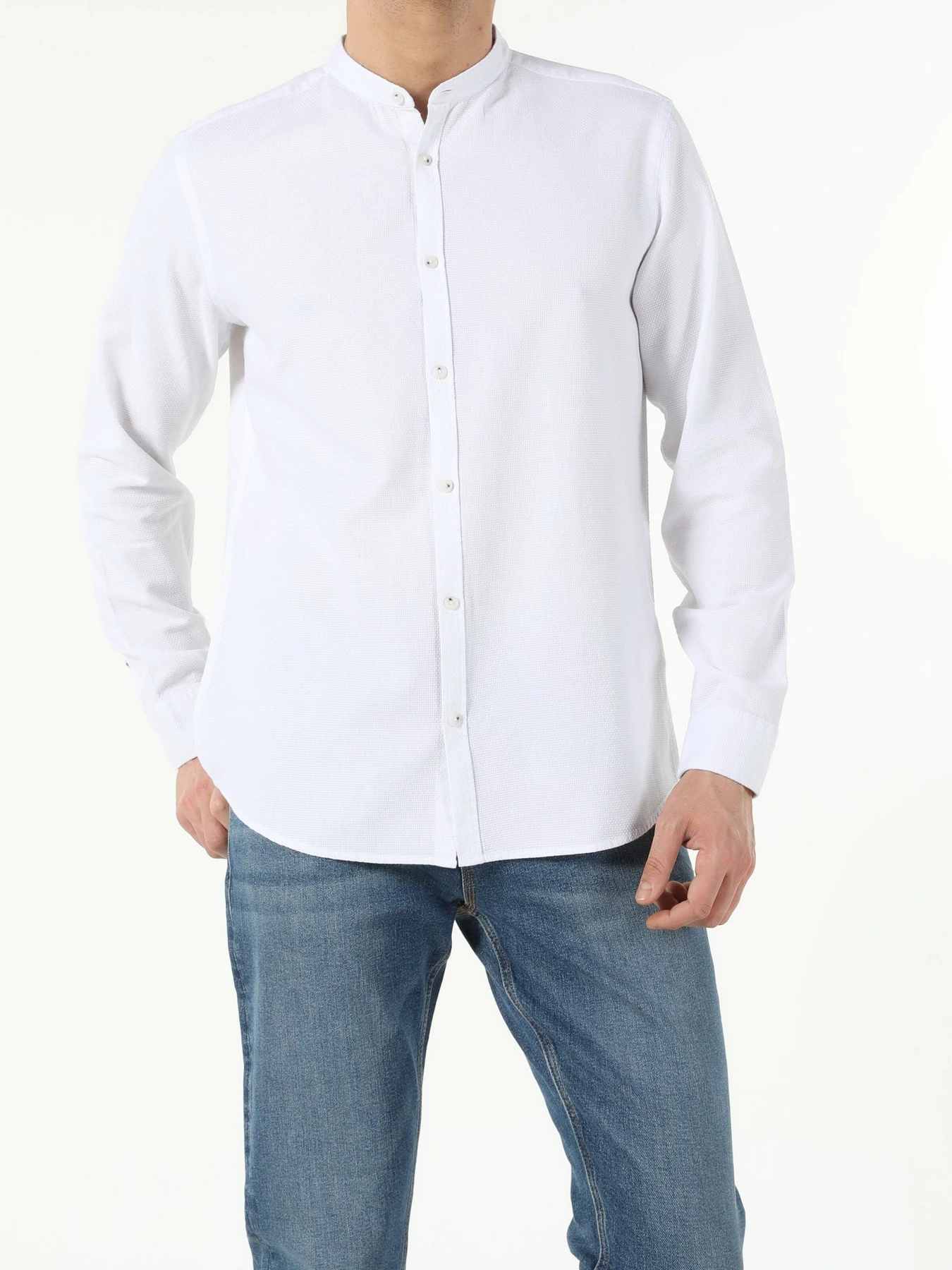 Рубашки Colin’s модель CL1052635WHT Рубашки Colin’s модель CL1052635WHT Фото