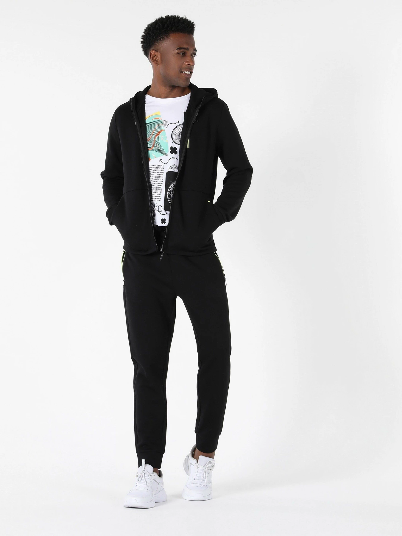 Худи и свитшоты Colin’s модель CL1057254BLK Худи и свитшоты Colin’s модель CL1057254BLK Фото