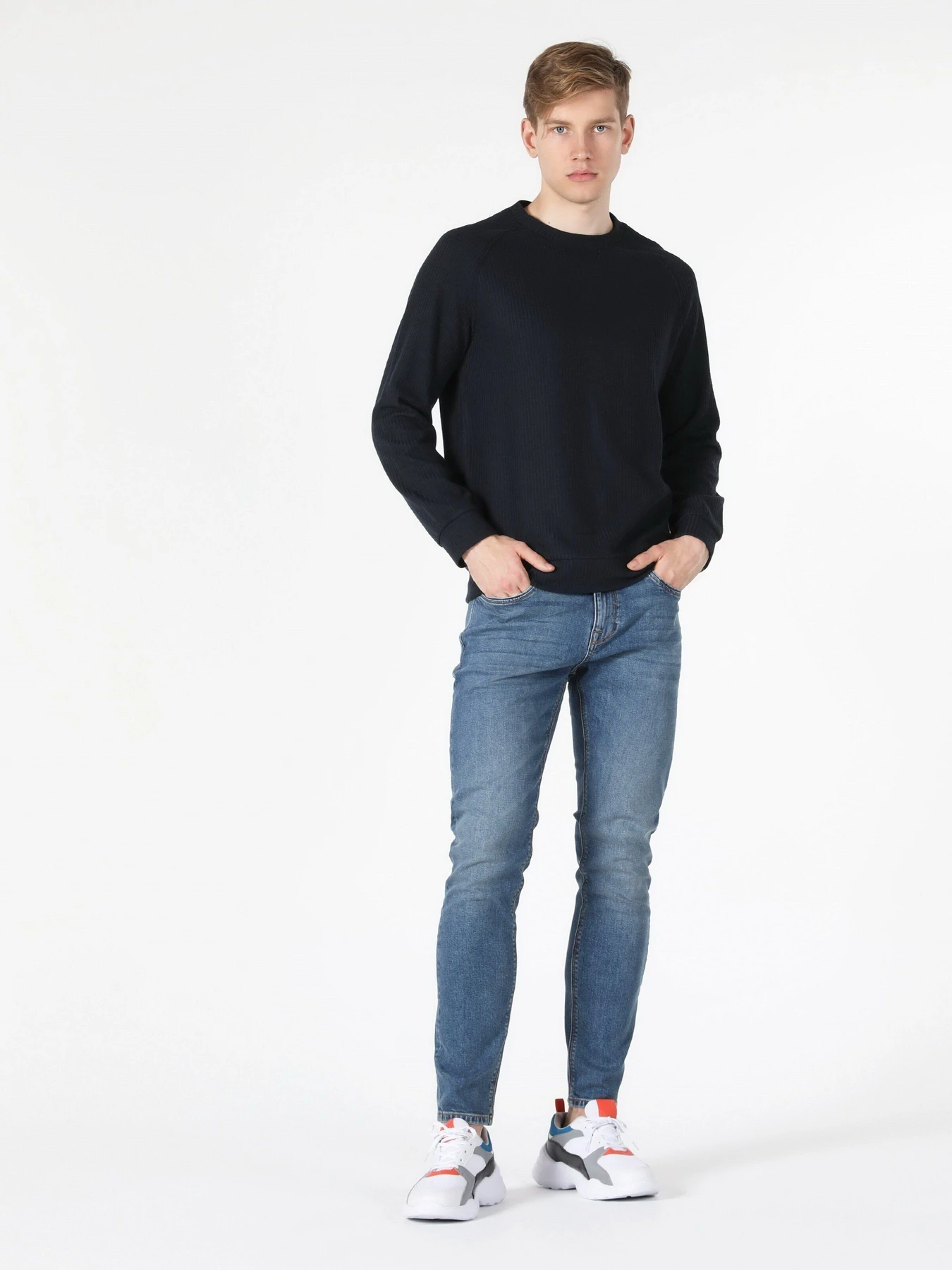 Светри та кардигани Colin’s модель CL1057263NAV Светри та кардигани Colin’s модель CL1057263NAV Фото