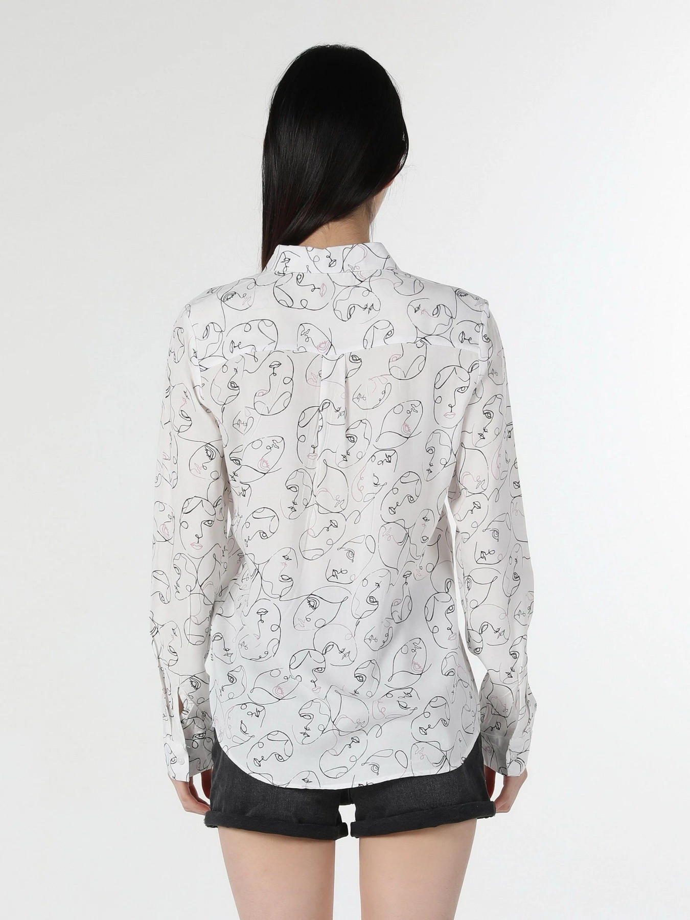 Рубашки Colin’s модель CL1057281WHT Фото