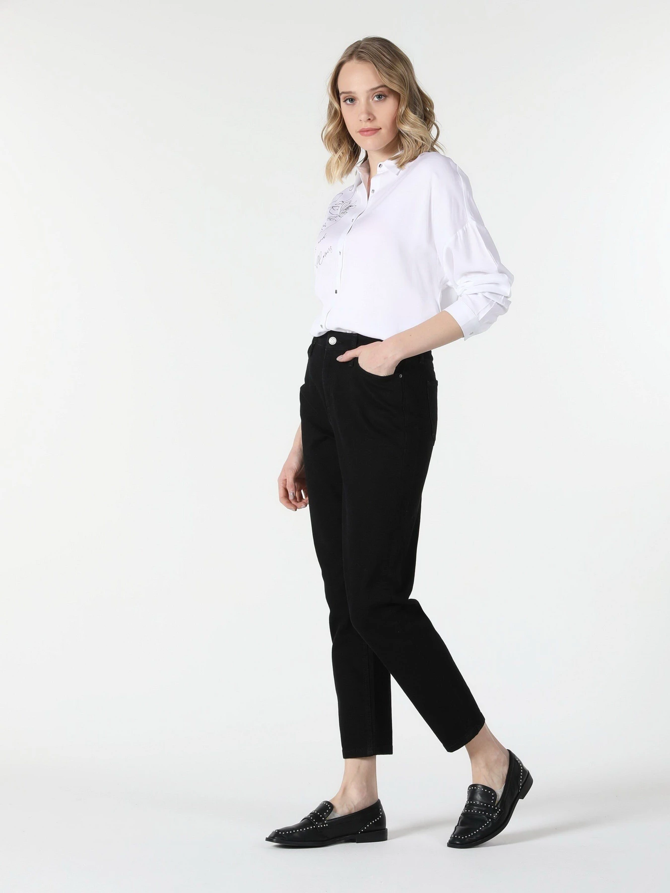 Рубашки Colin’s модель CL1057283WHT Рубашки Colin’s модель CL1057283WHT Фото