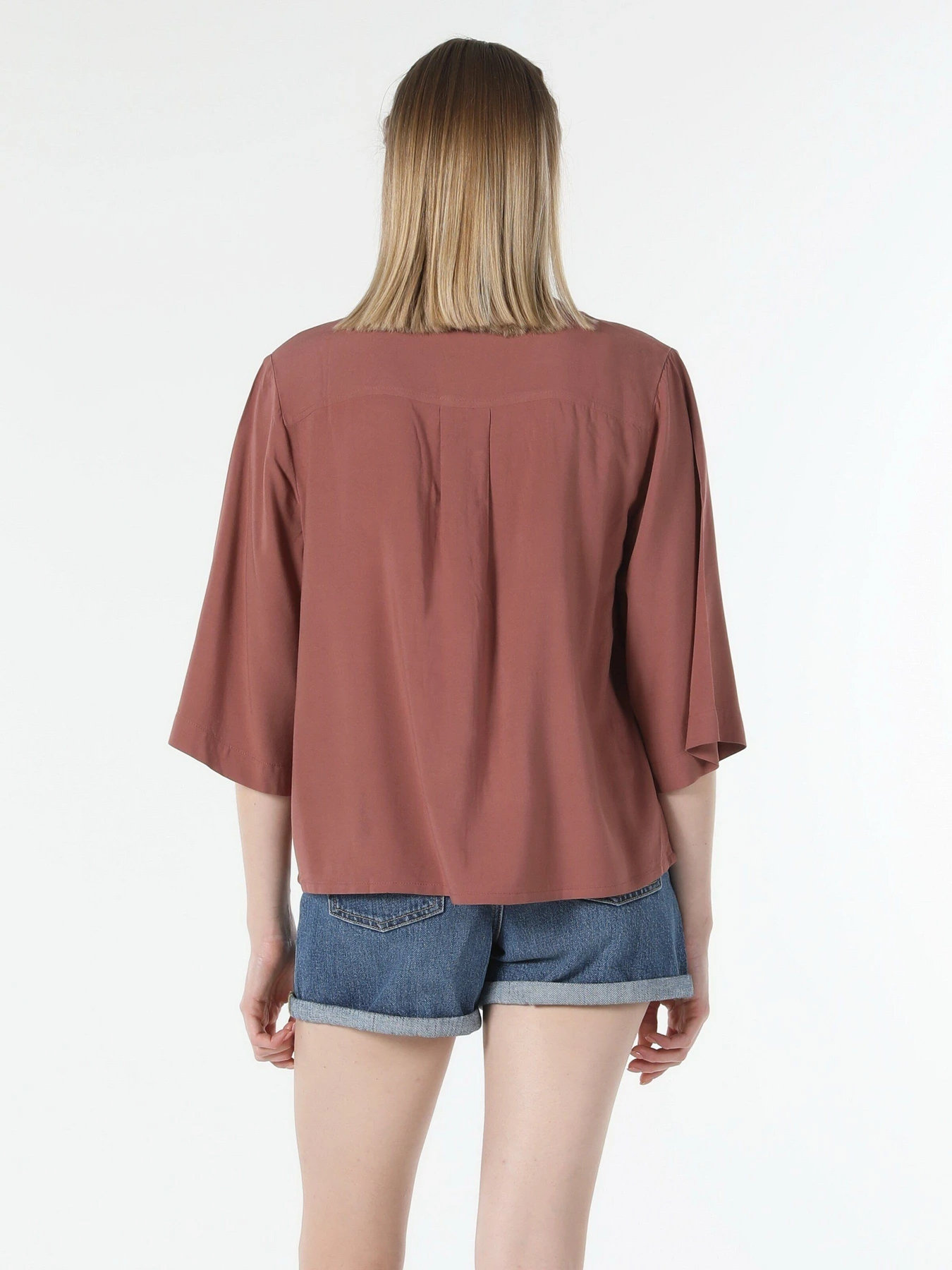 Сорочки Colin’s модель CL1057300HZN Фото